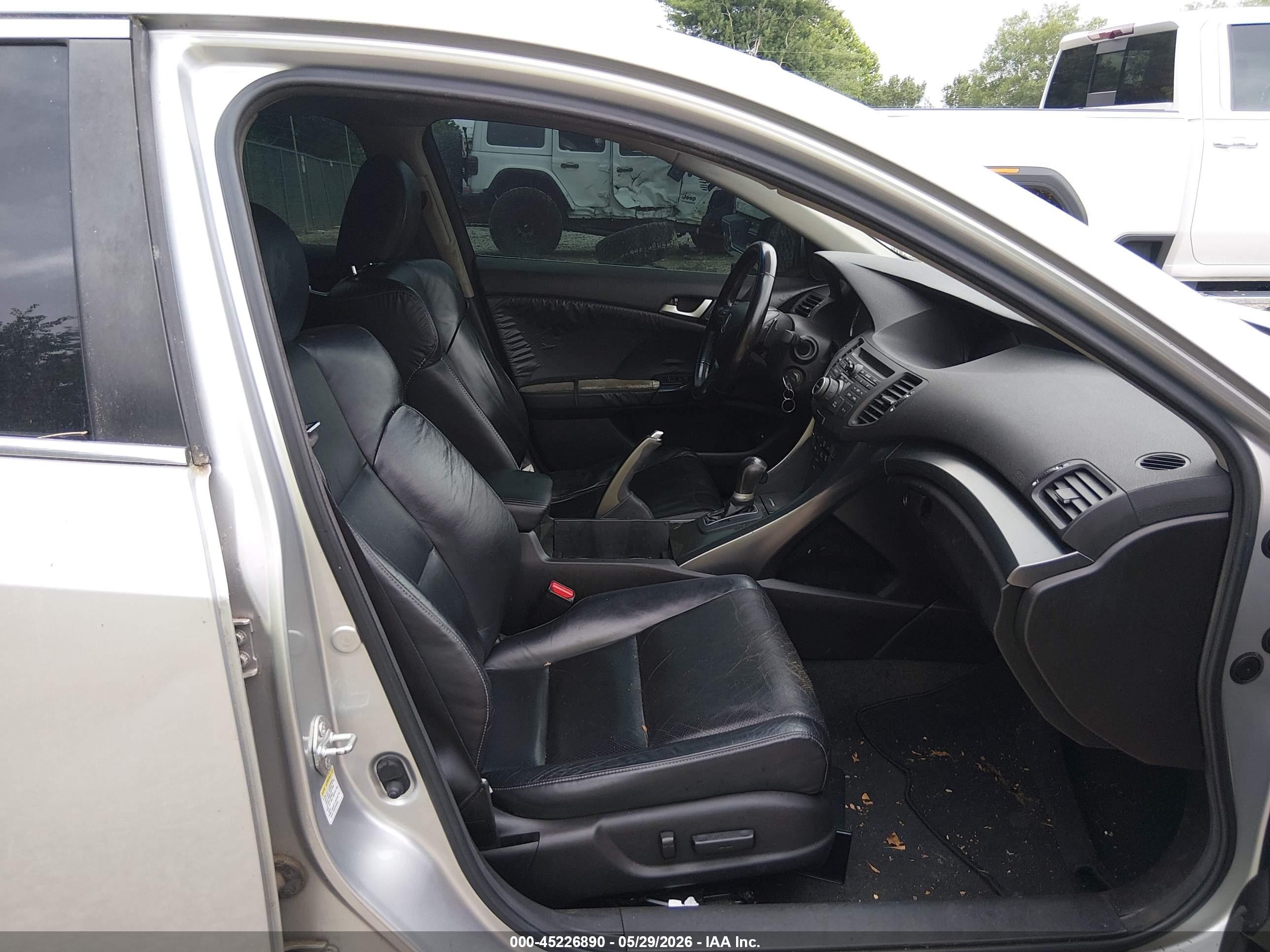 2011 Acura Tsx 2.4 Silver vin: JH4CU2F66BC016809