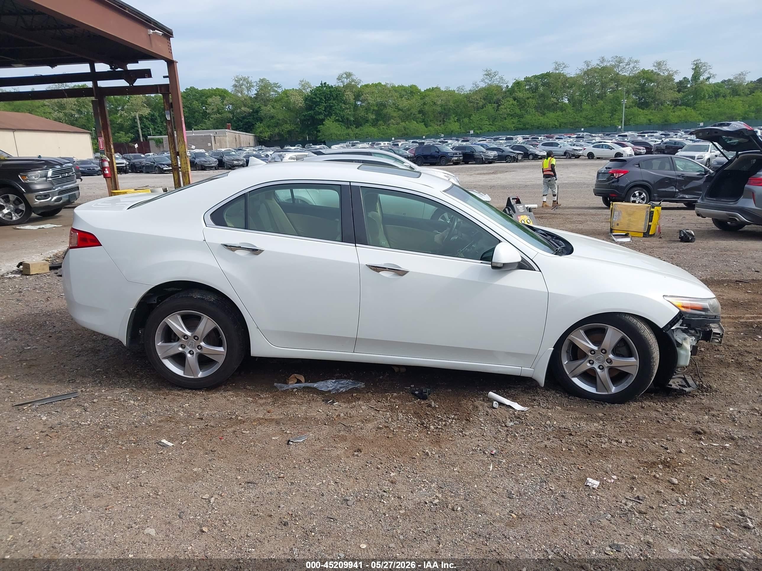 2012 Acura Tsx 2.4 Белый vin: JH4CU2F66CC009666