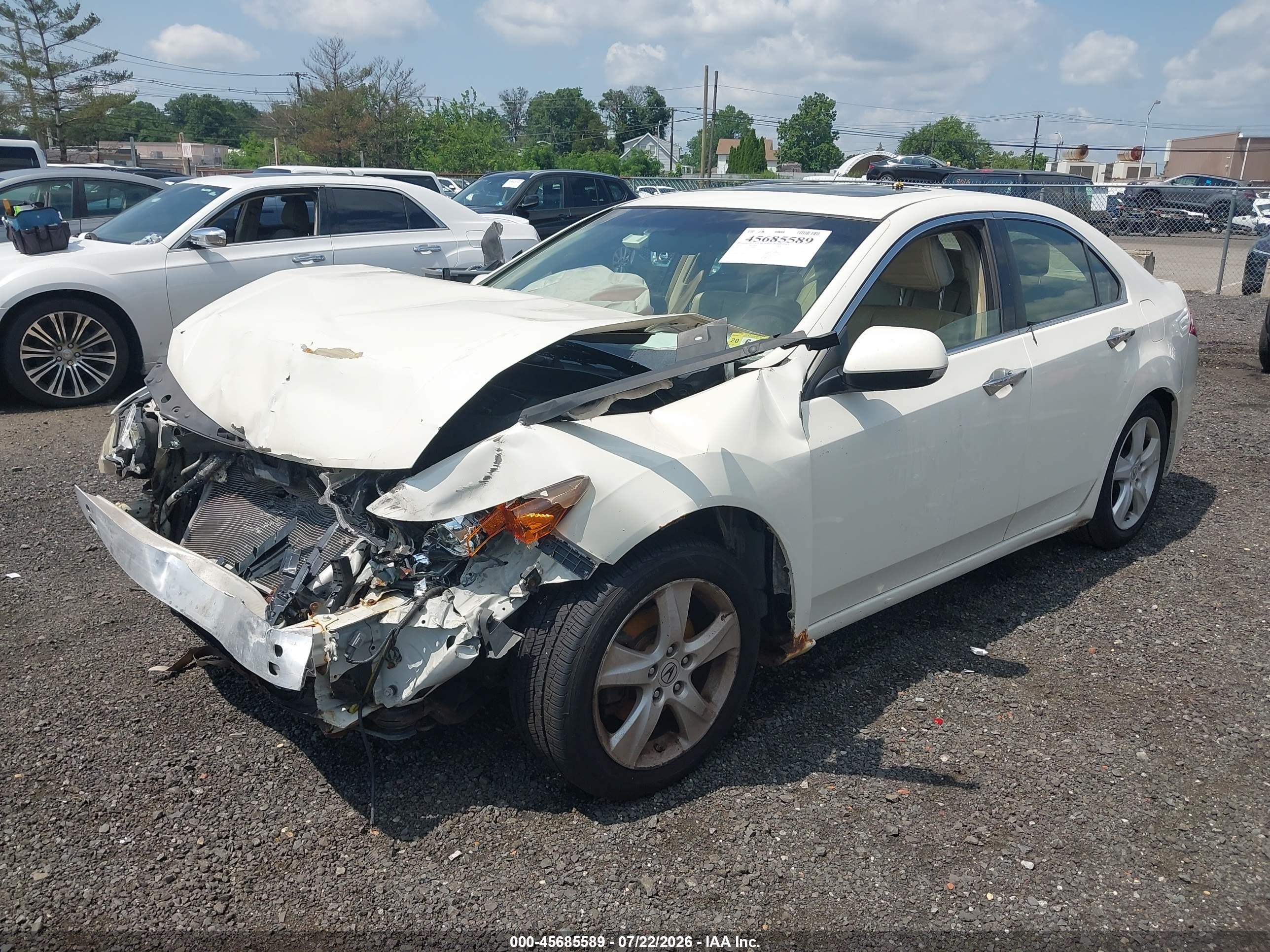 2010 Acura Tsx 2.4 Белый vin: JH4CU2F67AC000827