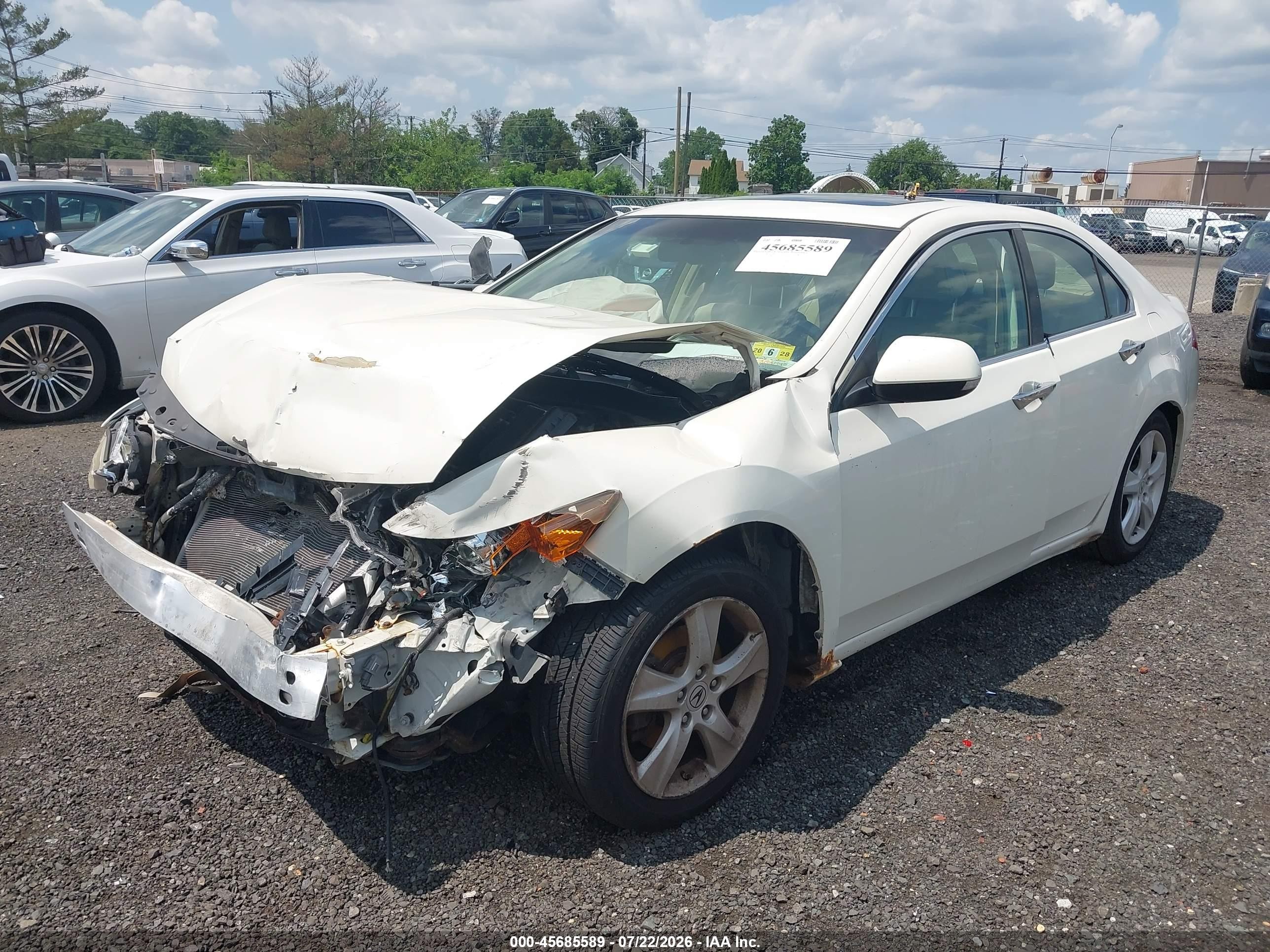 2010 Acura Tsx 2.4 Белый vin: JH4CU2F67AC000827