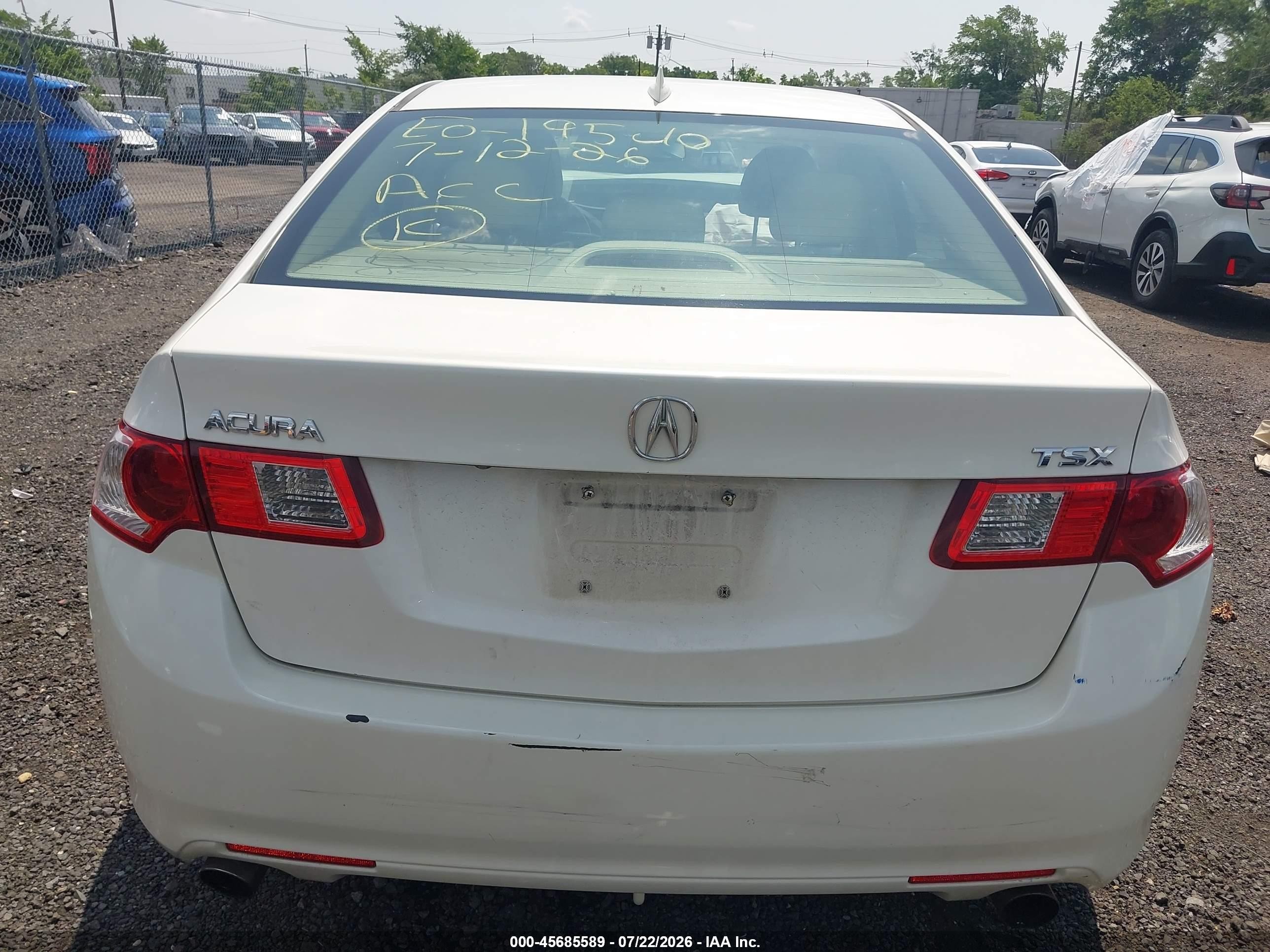 2010 Acura Tsx 2.4 Белый vin: JH4CU2F67AC000827