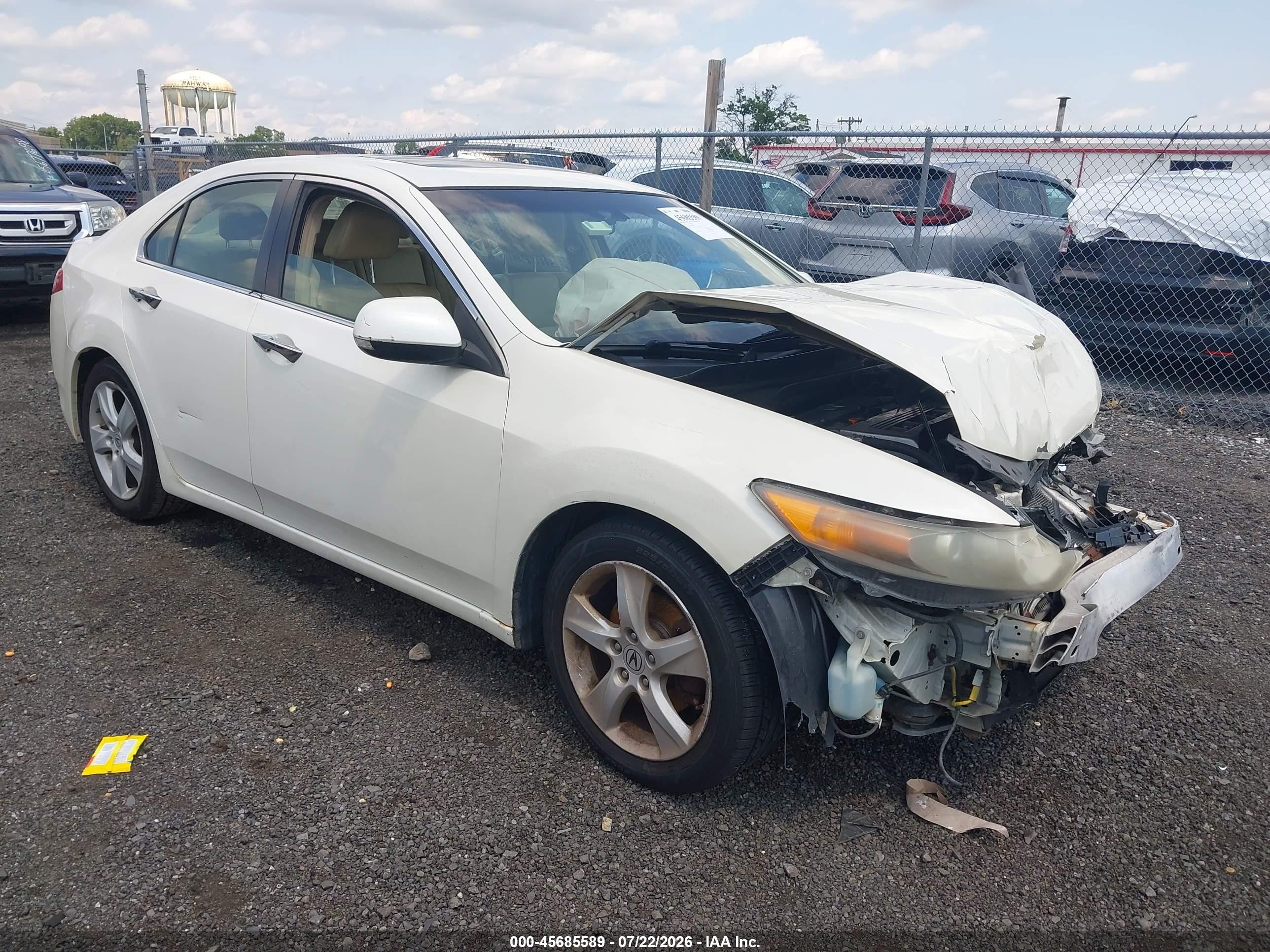 2010 Acura Tsx 2.4 White vin: JH4CU2F67AC000827