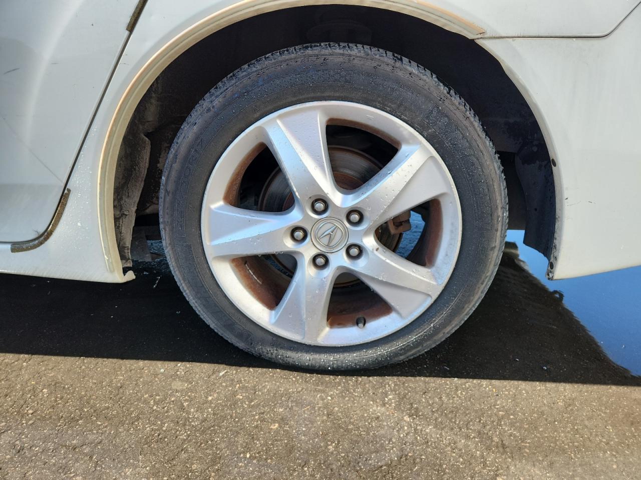 2010 Acura Tsx White vin: JH4CU2F67AC005266 Damage: Left Rear Tire, Flat, Repair Required