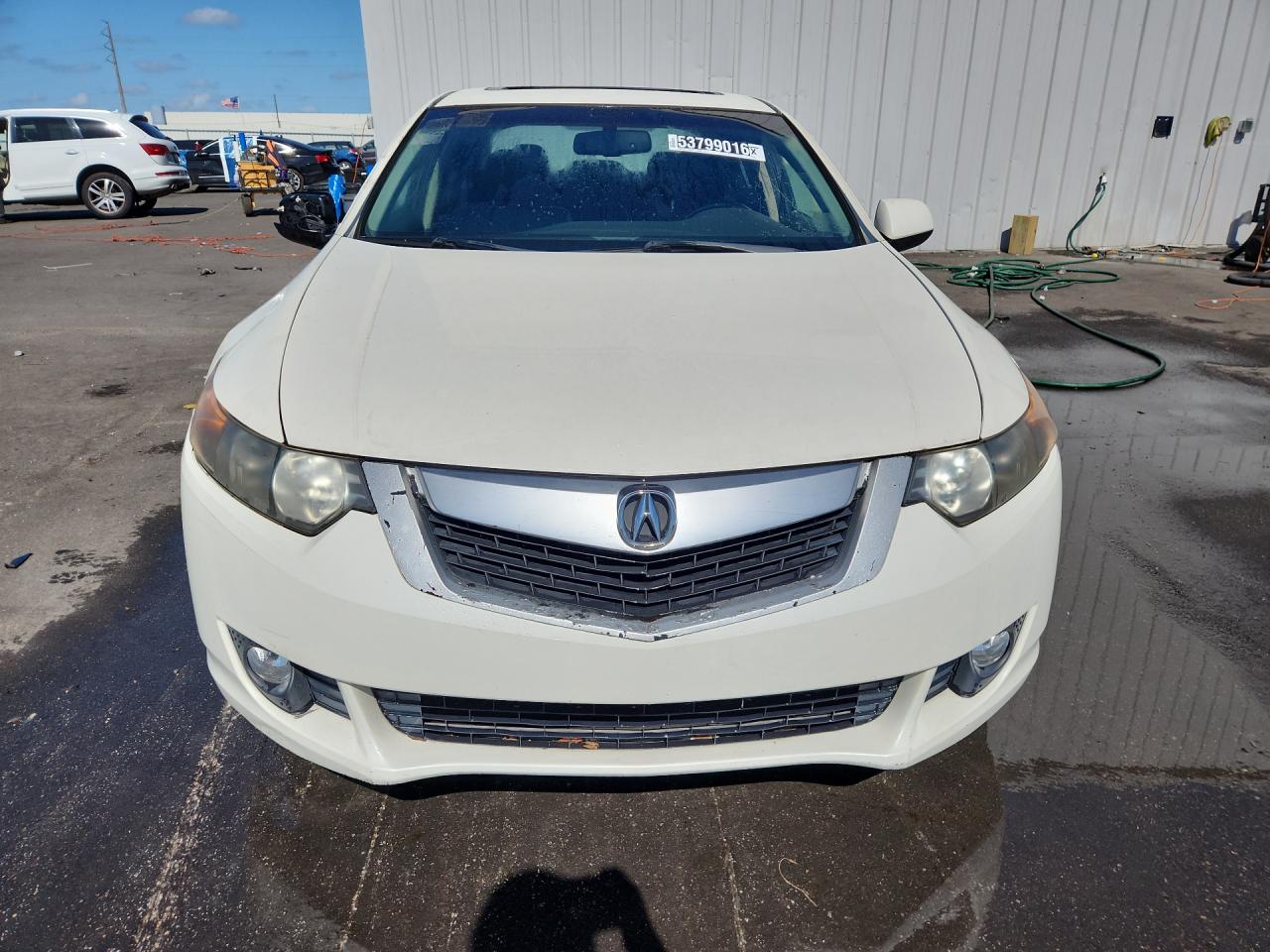 2010 Acura Tsx White vin: JH4CU2F67AC005266 Damage: Grille - Chrome, Heavy Scratch, 5 To 6 Inches