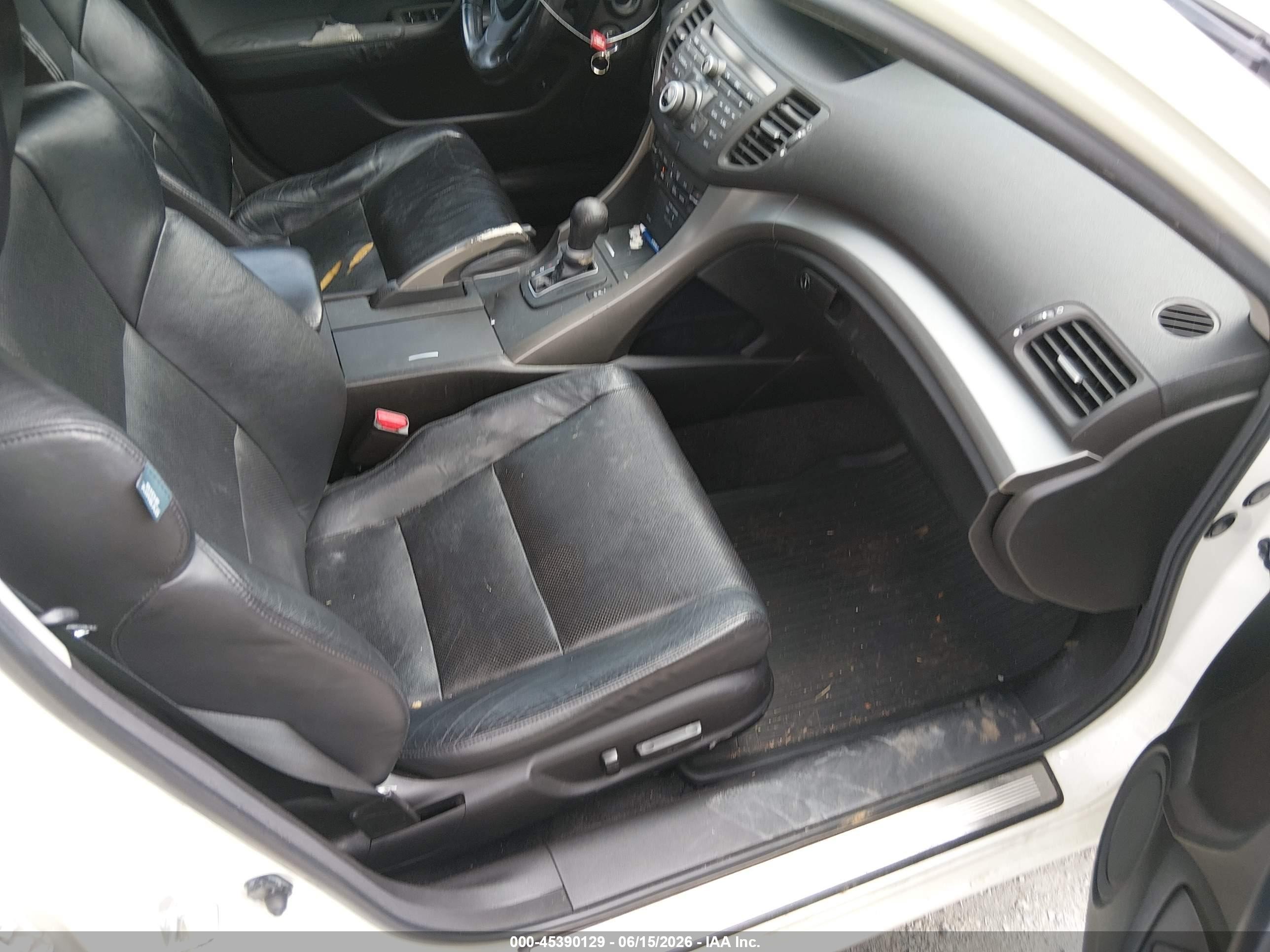 2010 Acura Tsx 2.4 White vin: JH4CU2F67AC009091