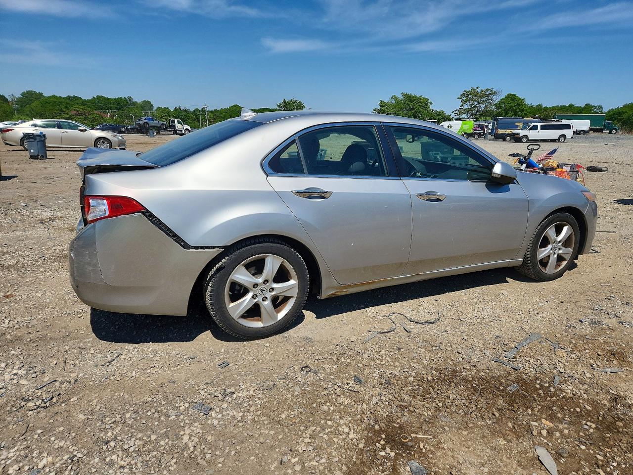 2010 Acura Tsx Silver vin: JH4CU2F67AC021791