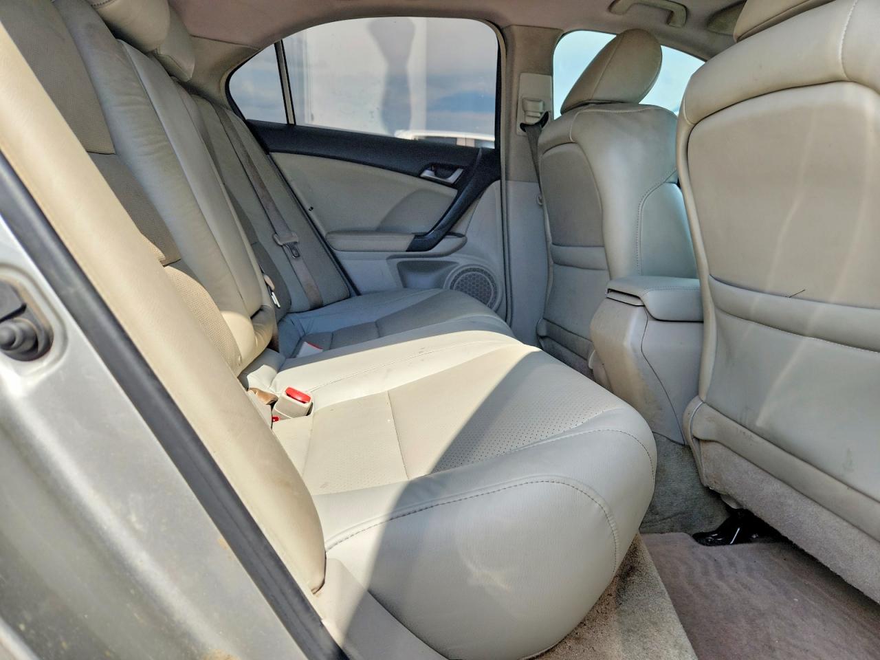 2010 Acura Tsx Silver vin: JH4CU2F67AC028885