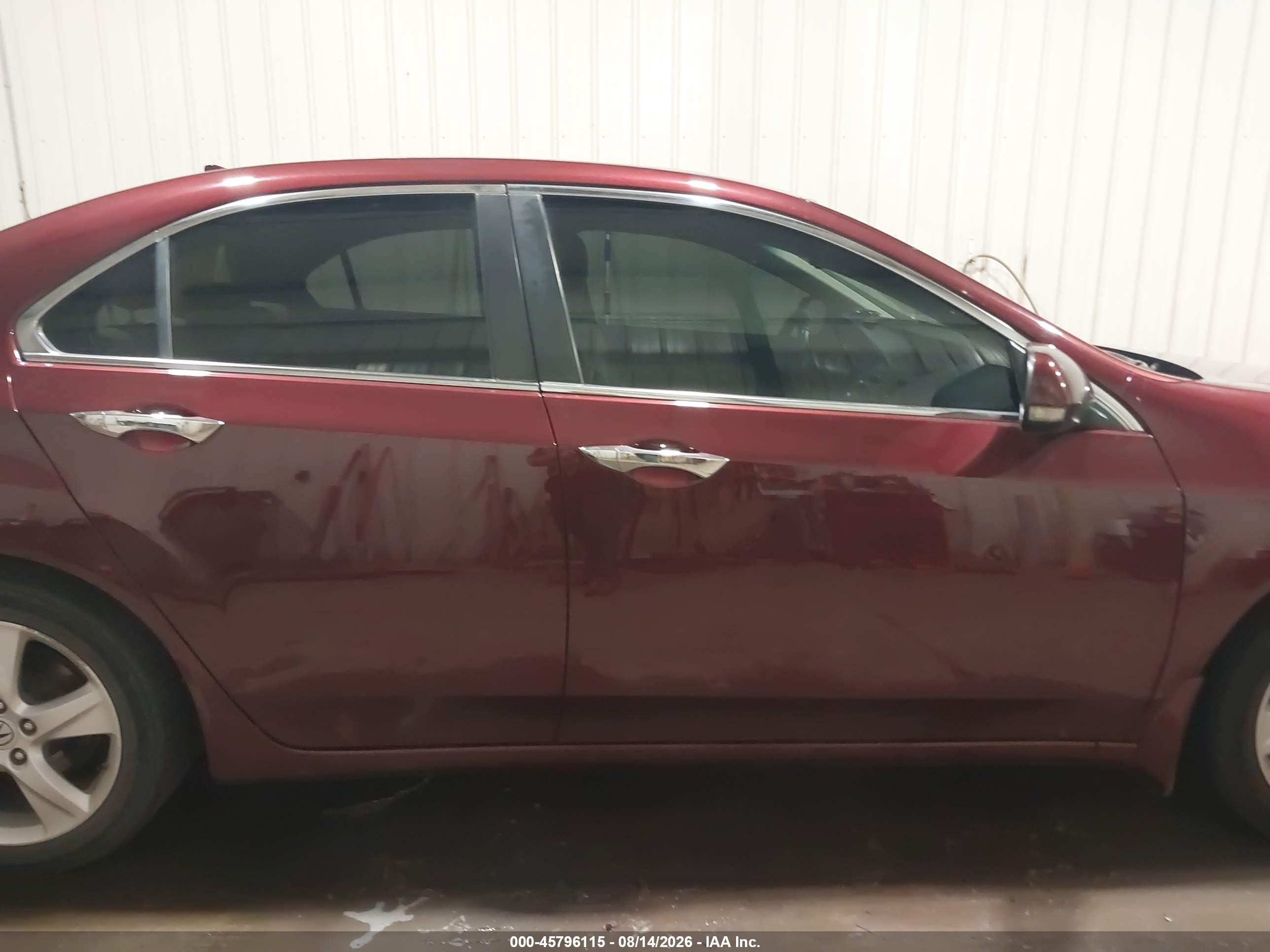 2010 Acura Tsx 2.4 Maroon vin: JH4CU2F67AC033164