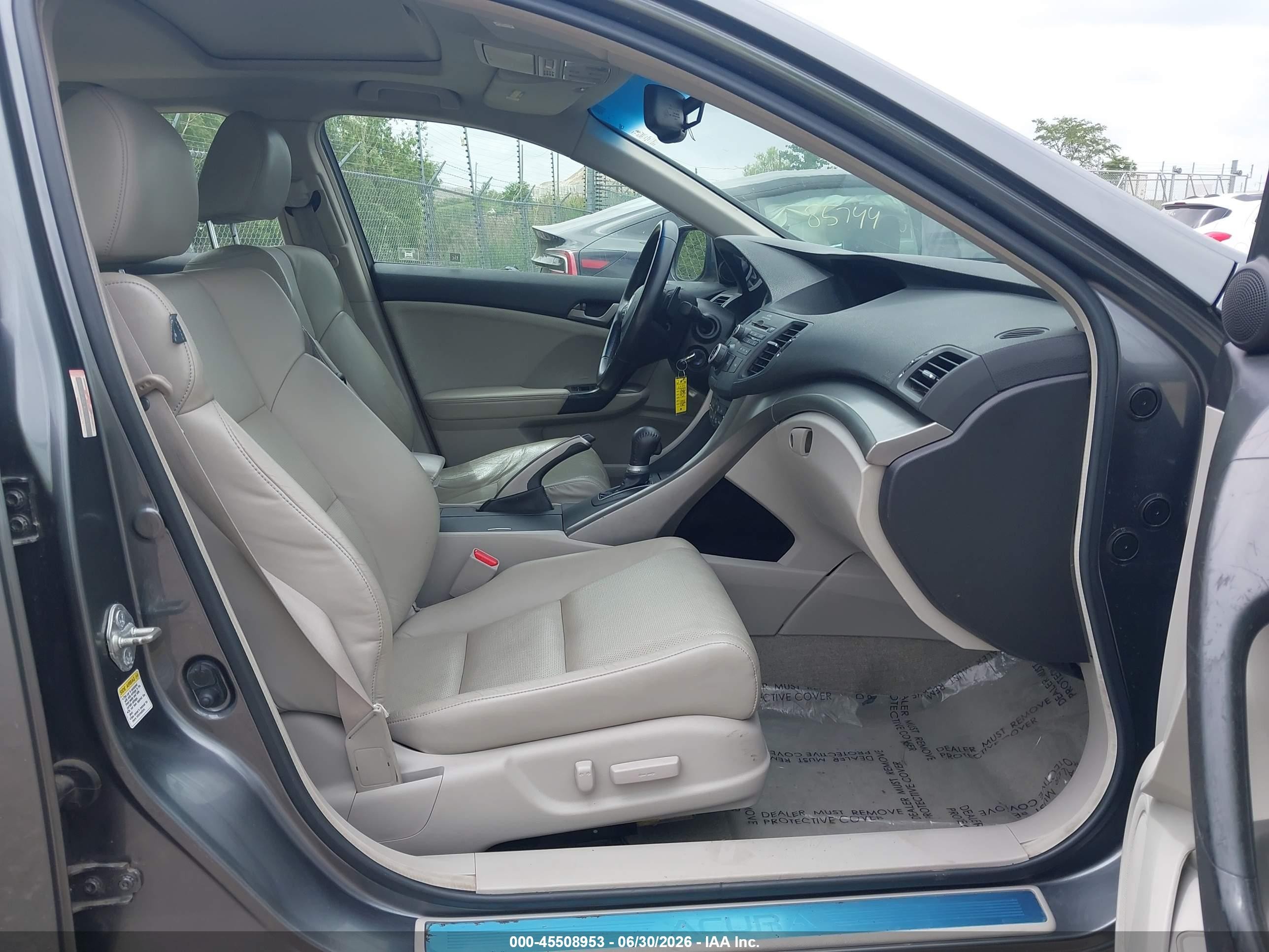 2010 Acura Tsx 2.4 Gray vin: JH4CU2F67AC040910