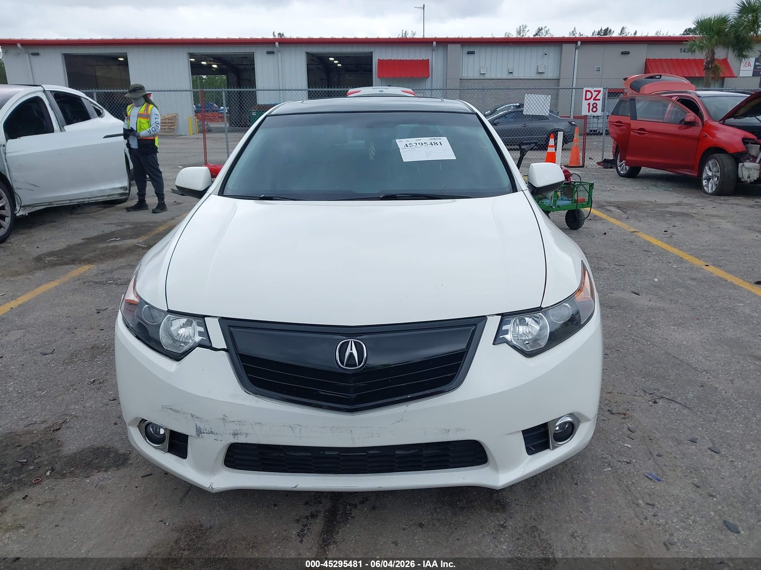 2011 Acura Tsx 2.4 White vin: JH4CU2F67BC007309