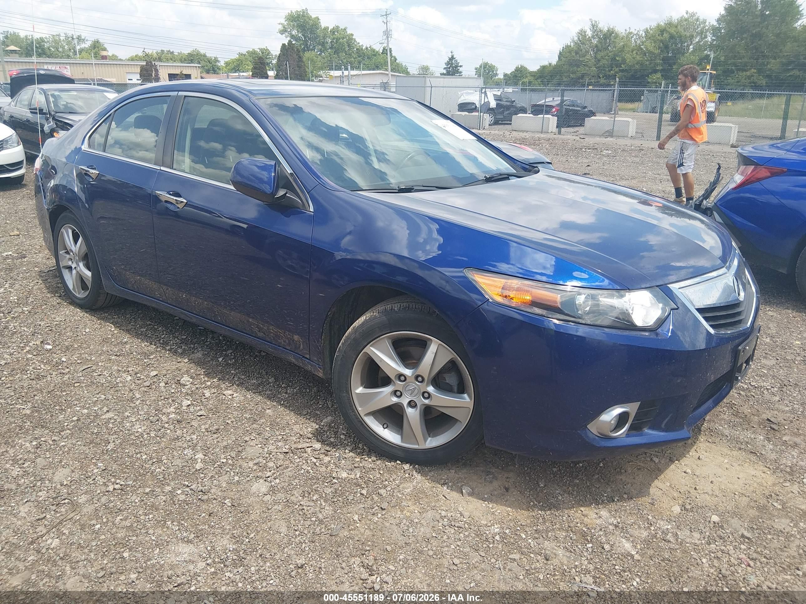 2011 Acura Tsx 2.4 Blue vin: JH4CU2F67BC007987