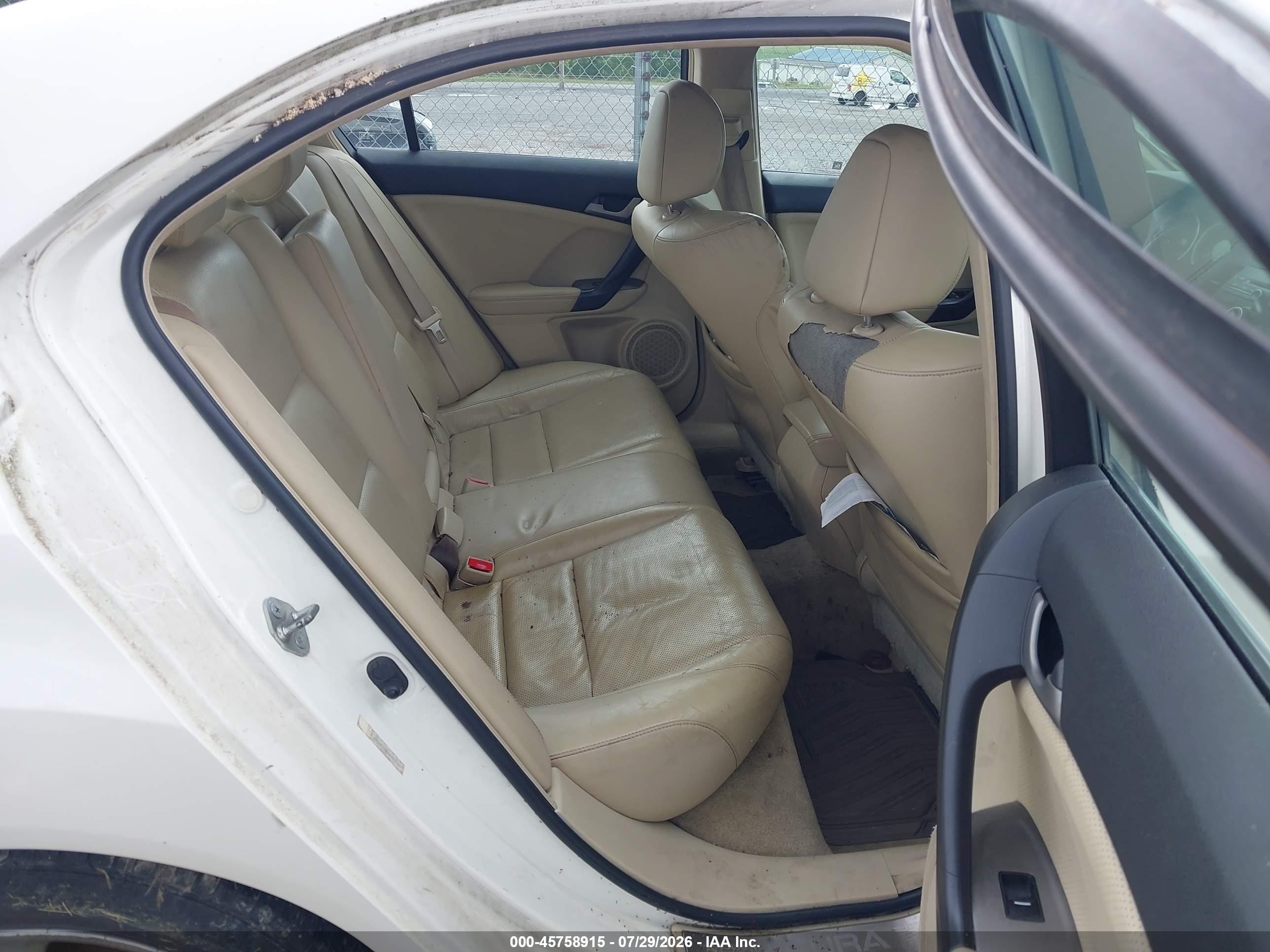 2010 Acura Tsx 2.4 White vin: JH4CU2F68AC005745