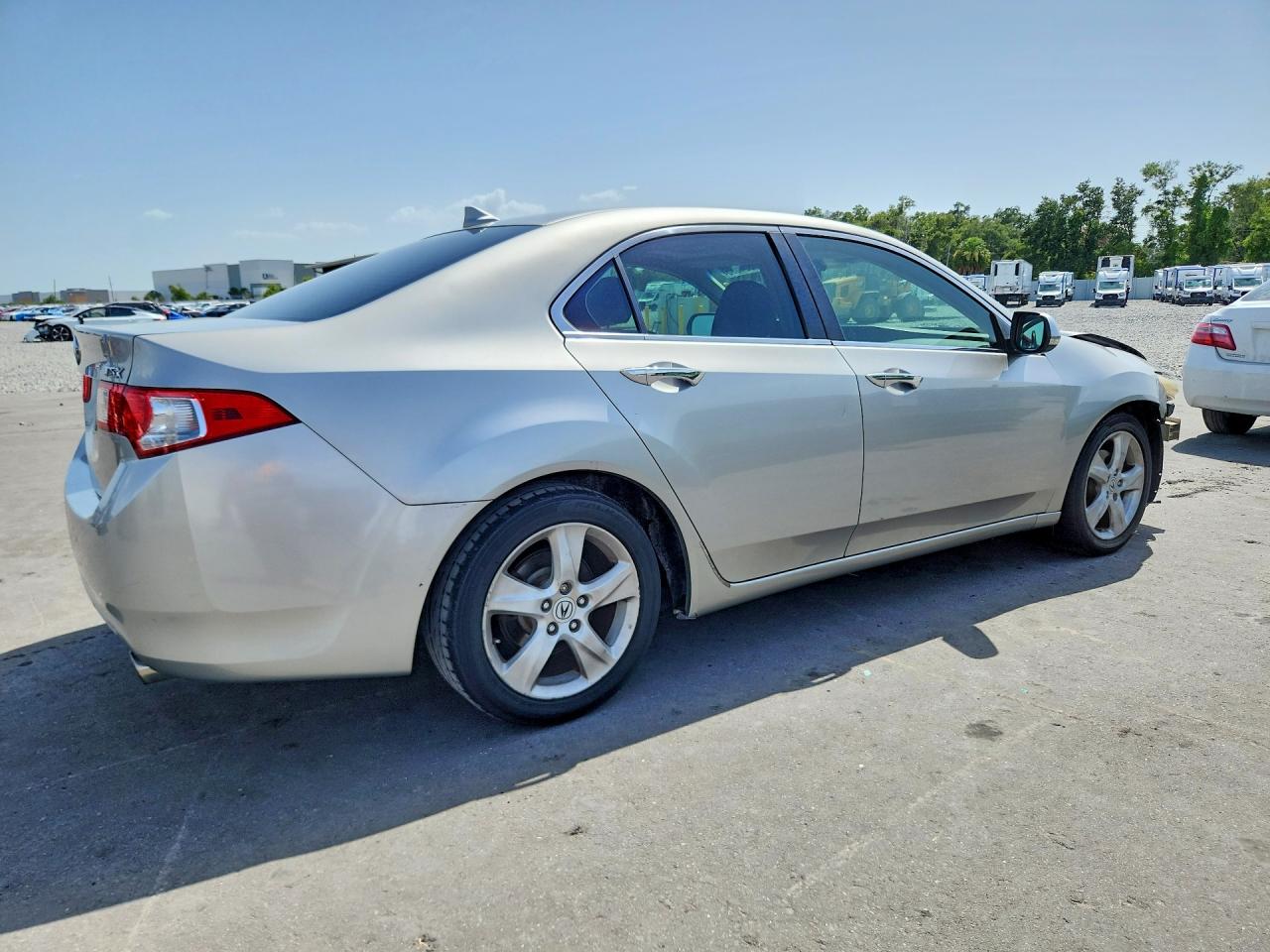 2010 Acura Tsx Silver vin: JH4CU2F68AC014011