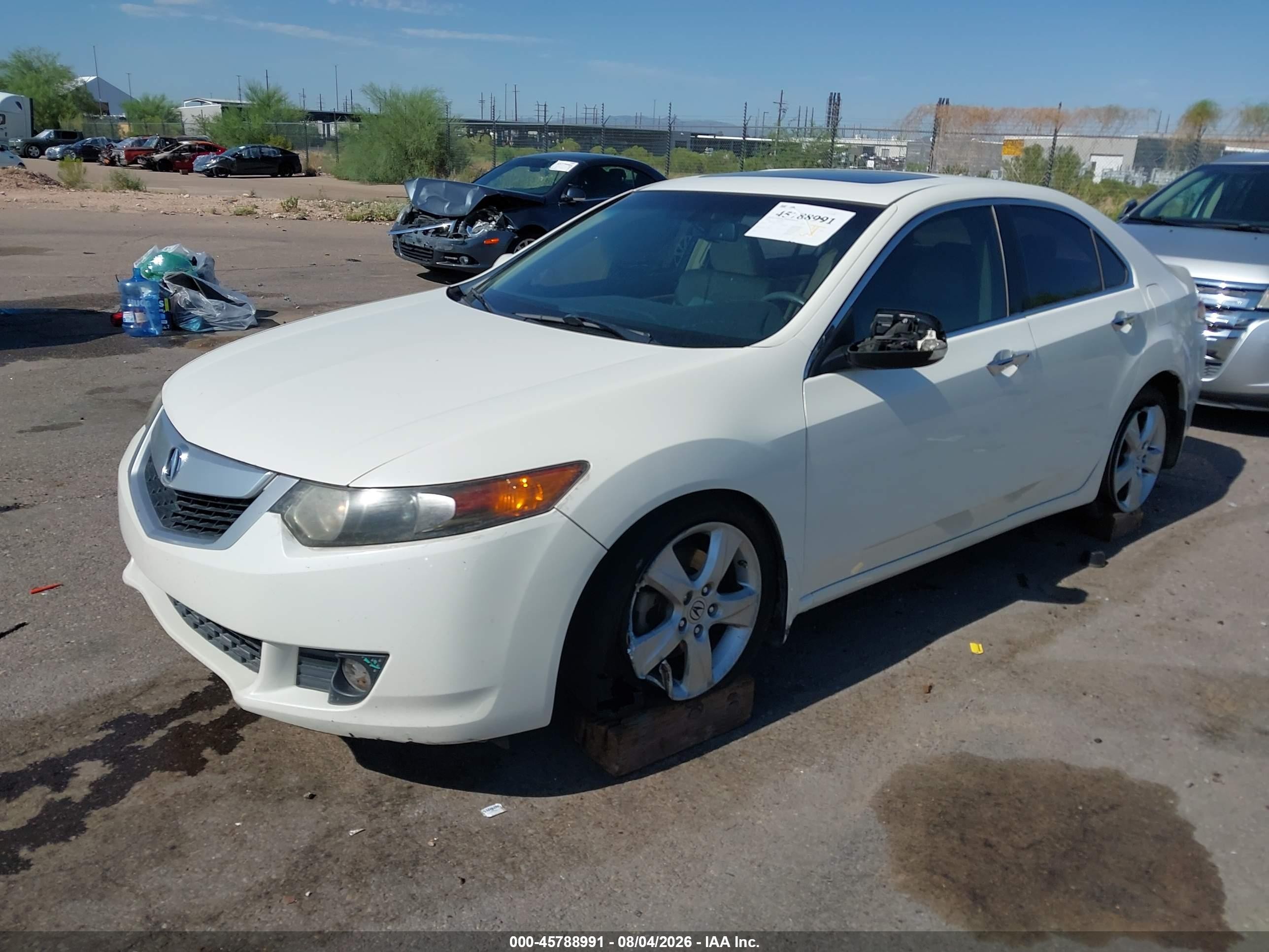 2010 Acura Tsx 2.4 Белый vin: JH4CU2F68AC041077