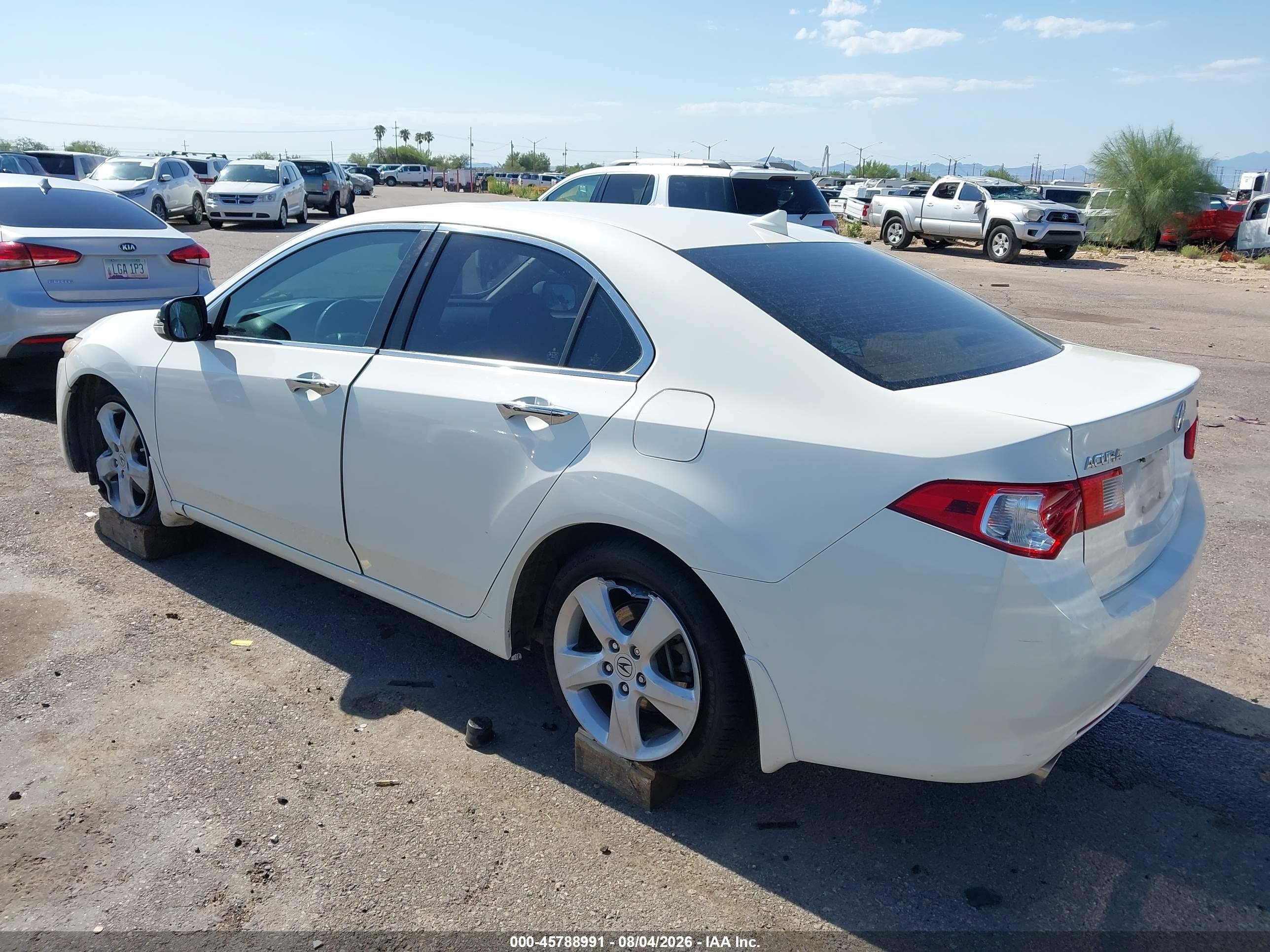 2010 Acura Tsx 2.4 Белый vin: JH4CU2F68AC041077