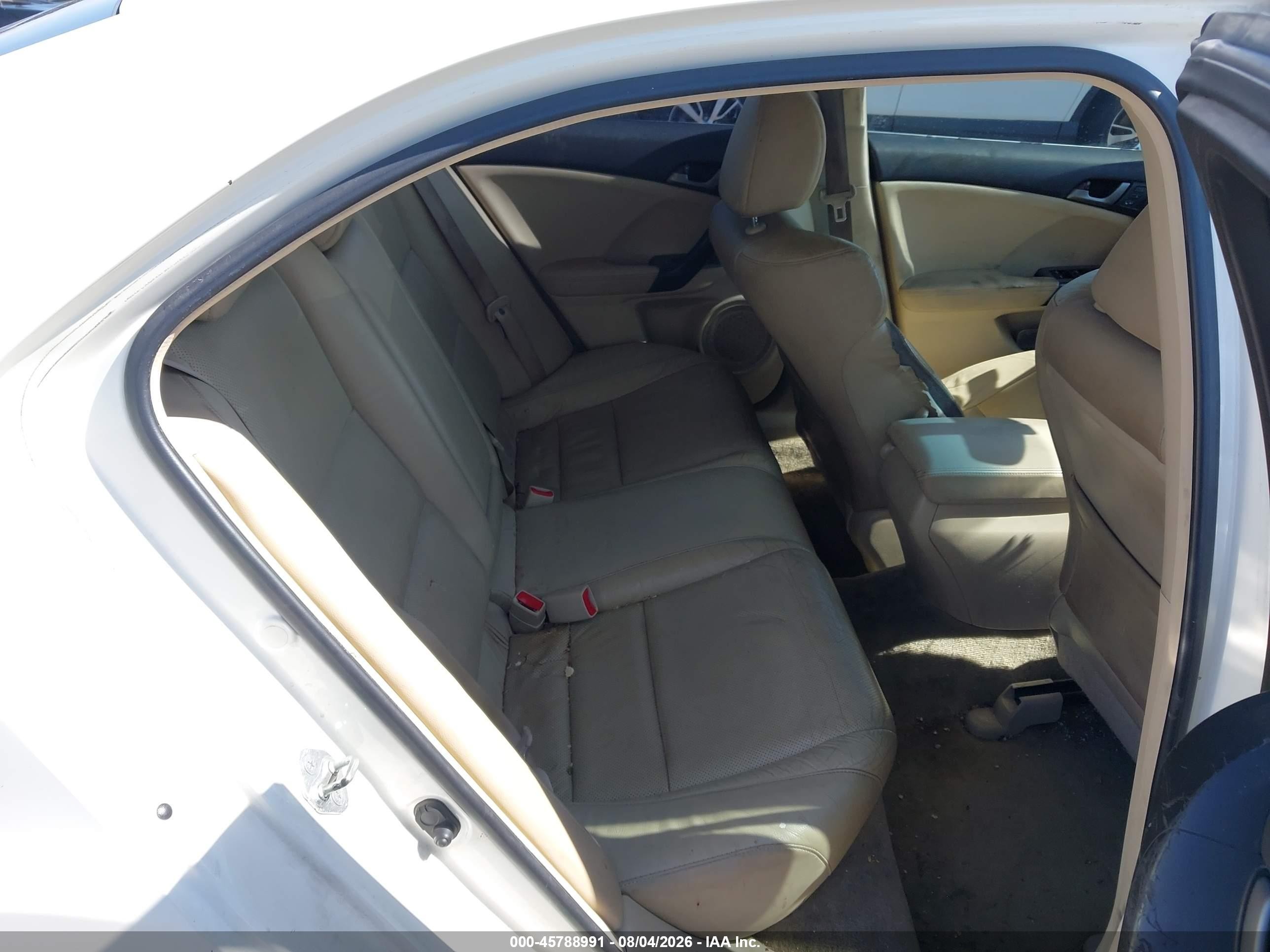 2010 Acura Tsx 2.4 Белый vin: JH4CU2F68AC041077