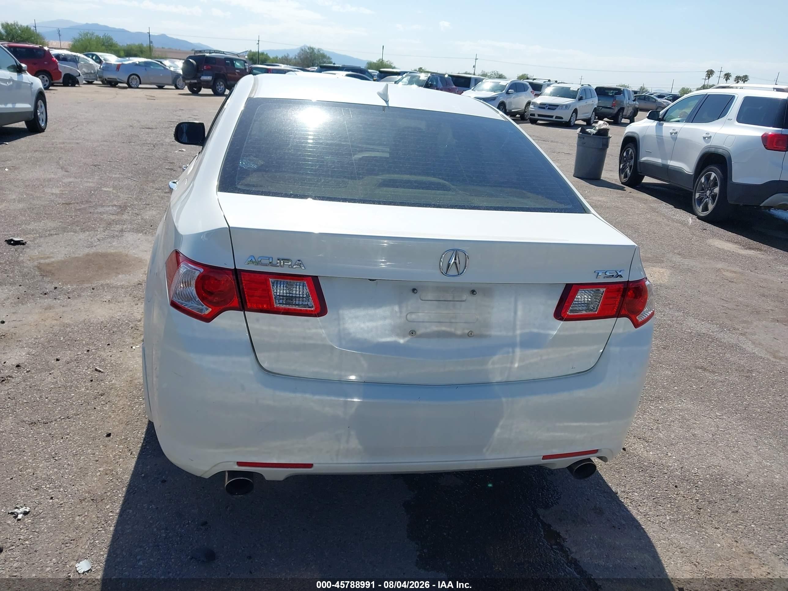 2010 Acura Tsx 2.4 Белый vin: JH4CU2F68AC041077