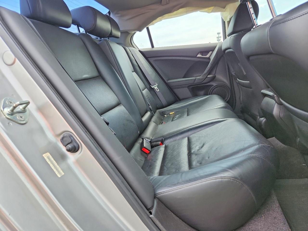 2010 Acura Tsx Silver vin: JH4CU2F68AC043413
