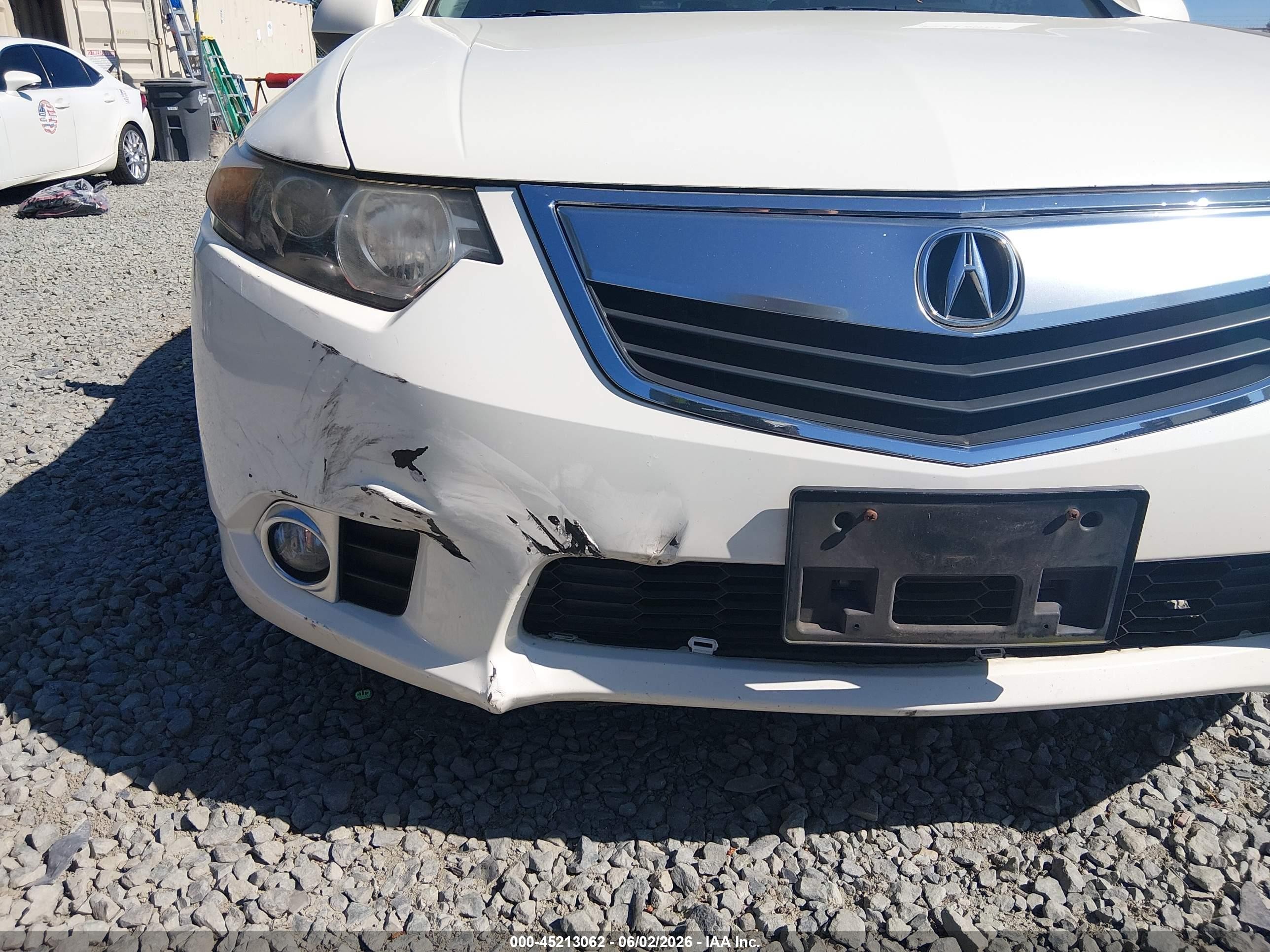2011 Acura Tsx 2.4 White vin: JH4CU2F68BC003799