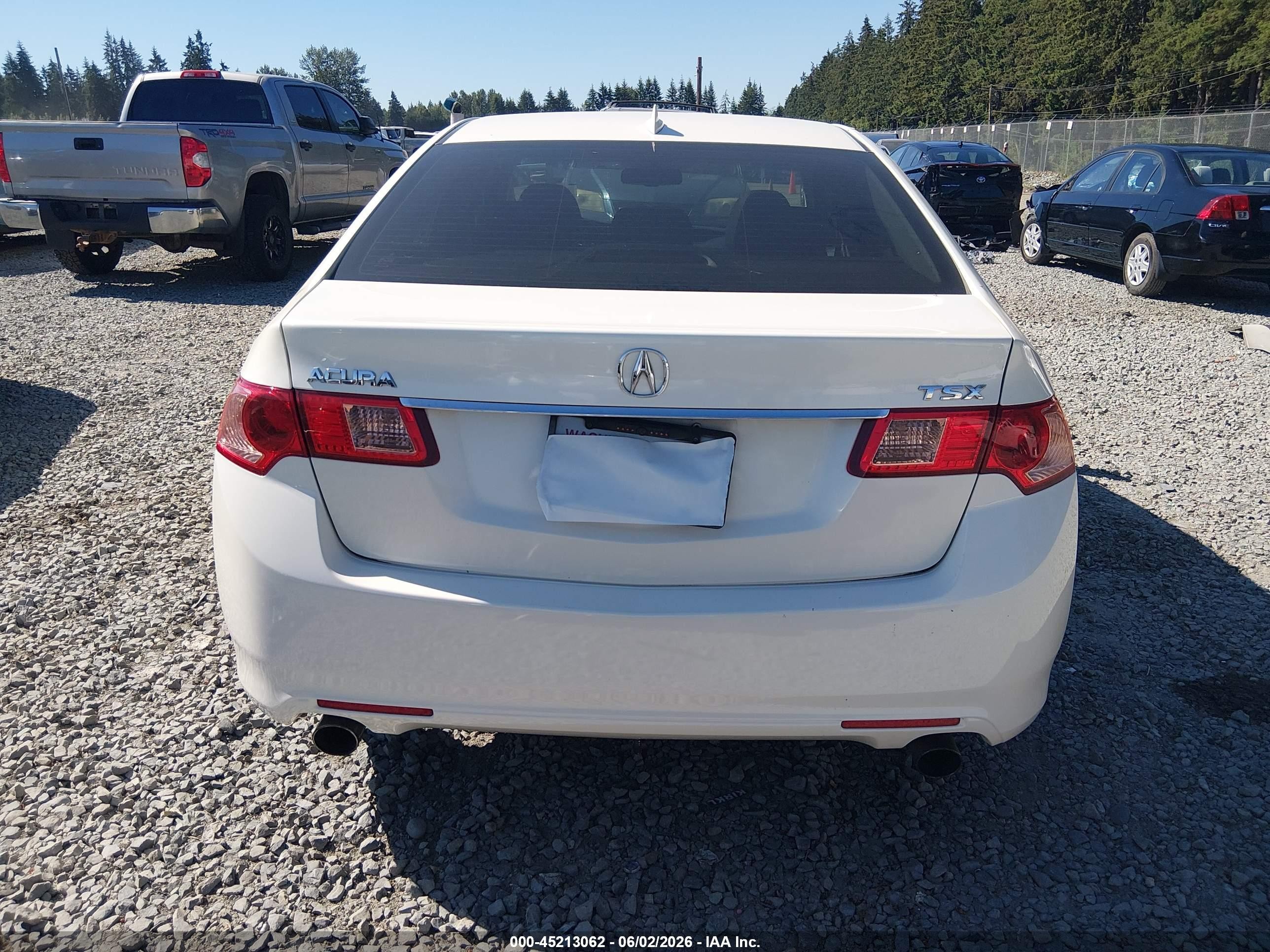 2011 Acura Tsx 2.4 White vin: JH4CU2F68BC003799