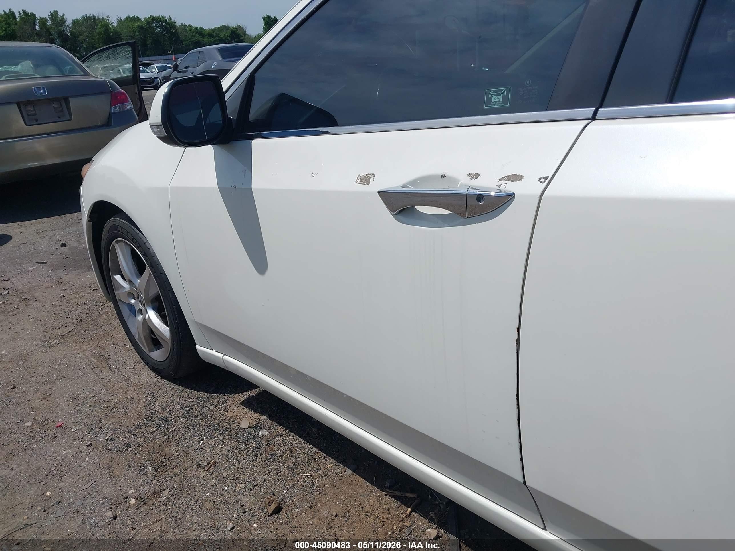 2011 Acura Tsx 2.4 White vin: JH4CU2F68BC015290