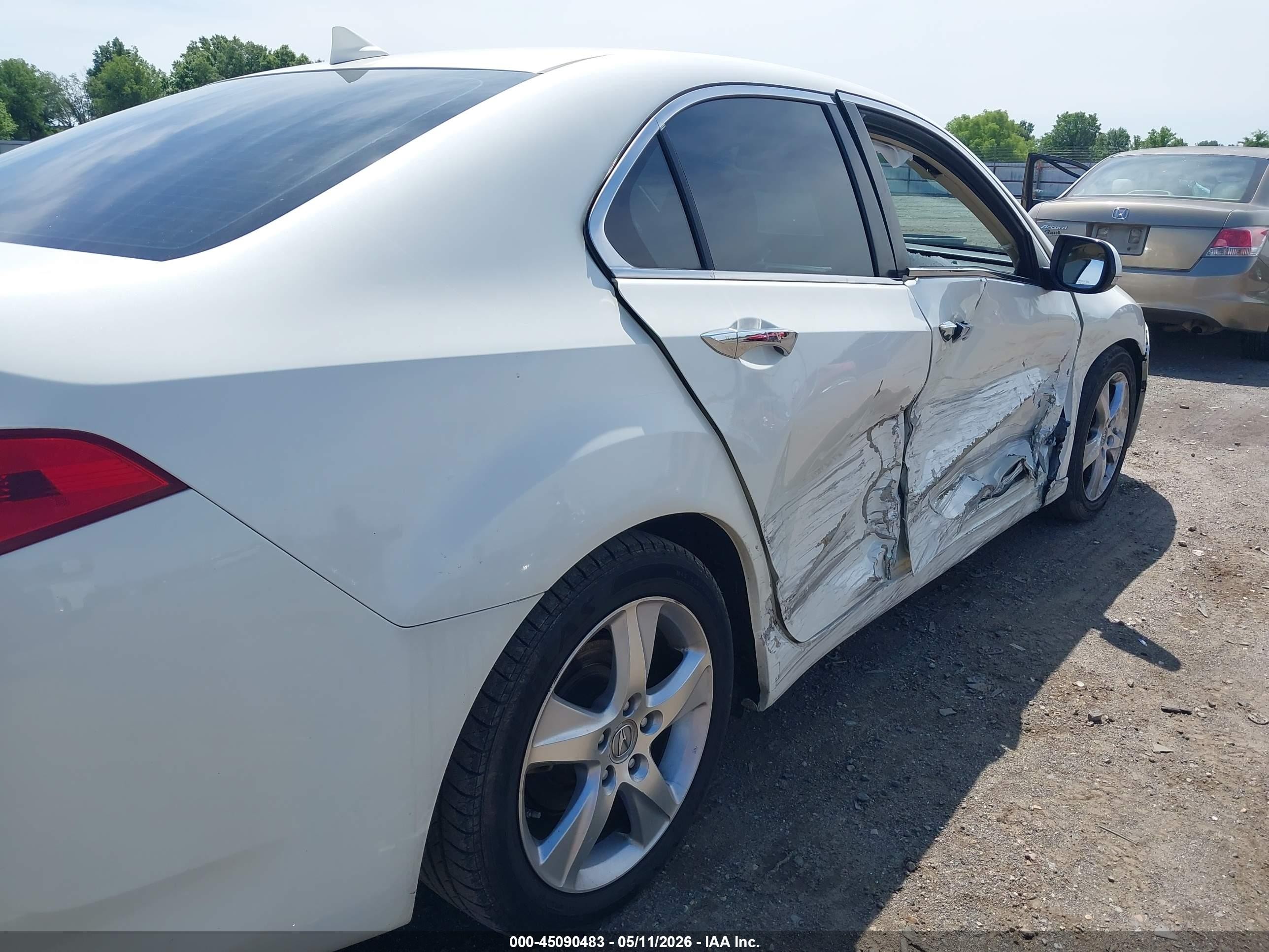 2011 Acura Tsx 2.4 White vin: JH4CU2F68BC015290