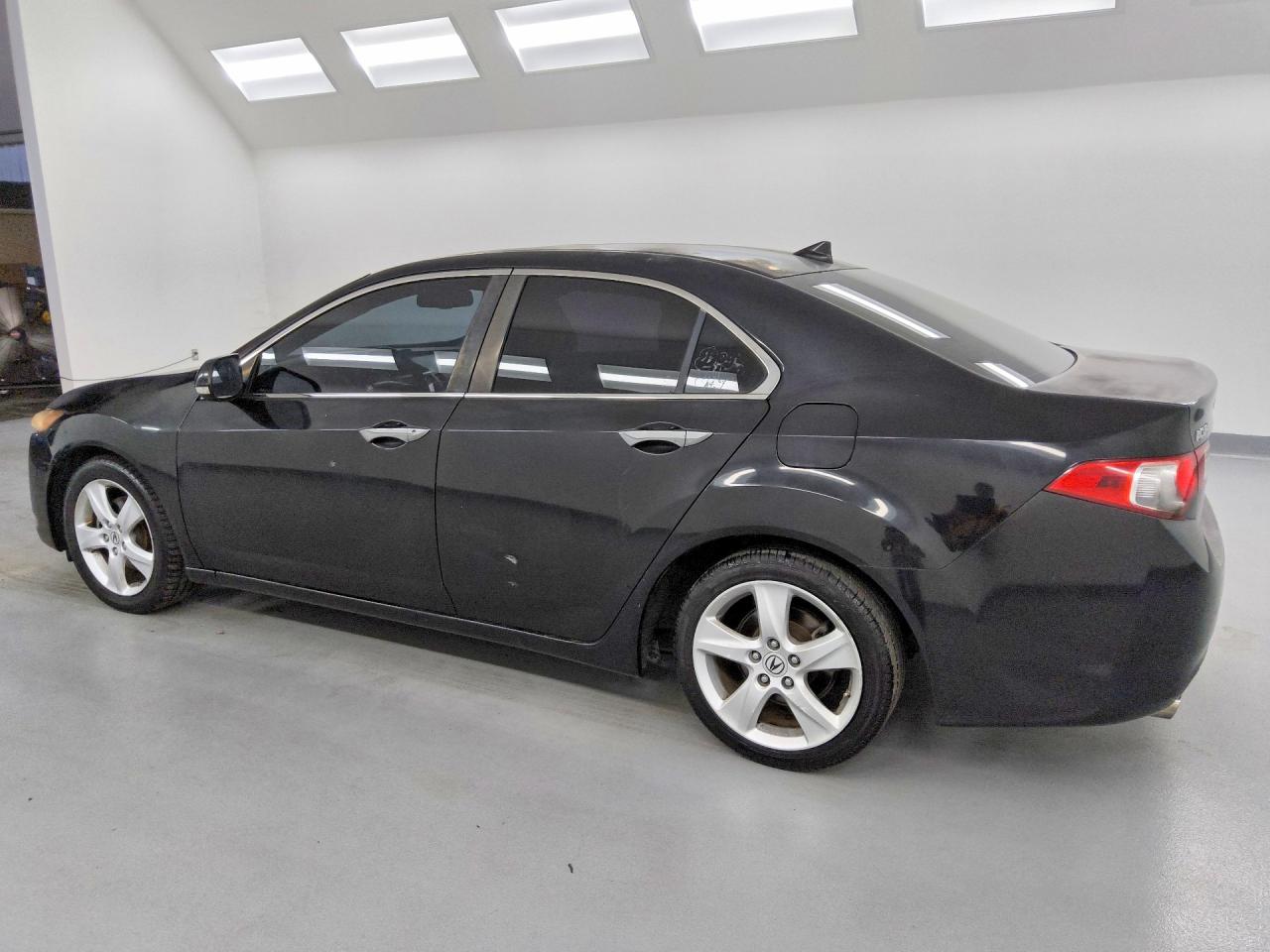 2010 Acura Tsx Black vin: JH4CU2F69AC000506
