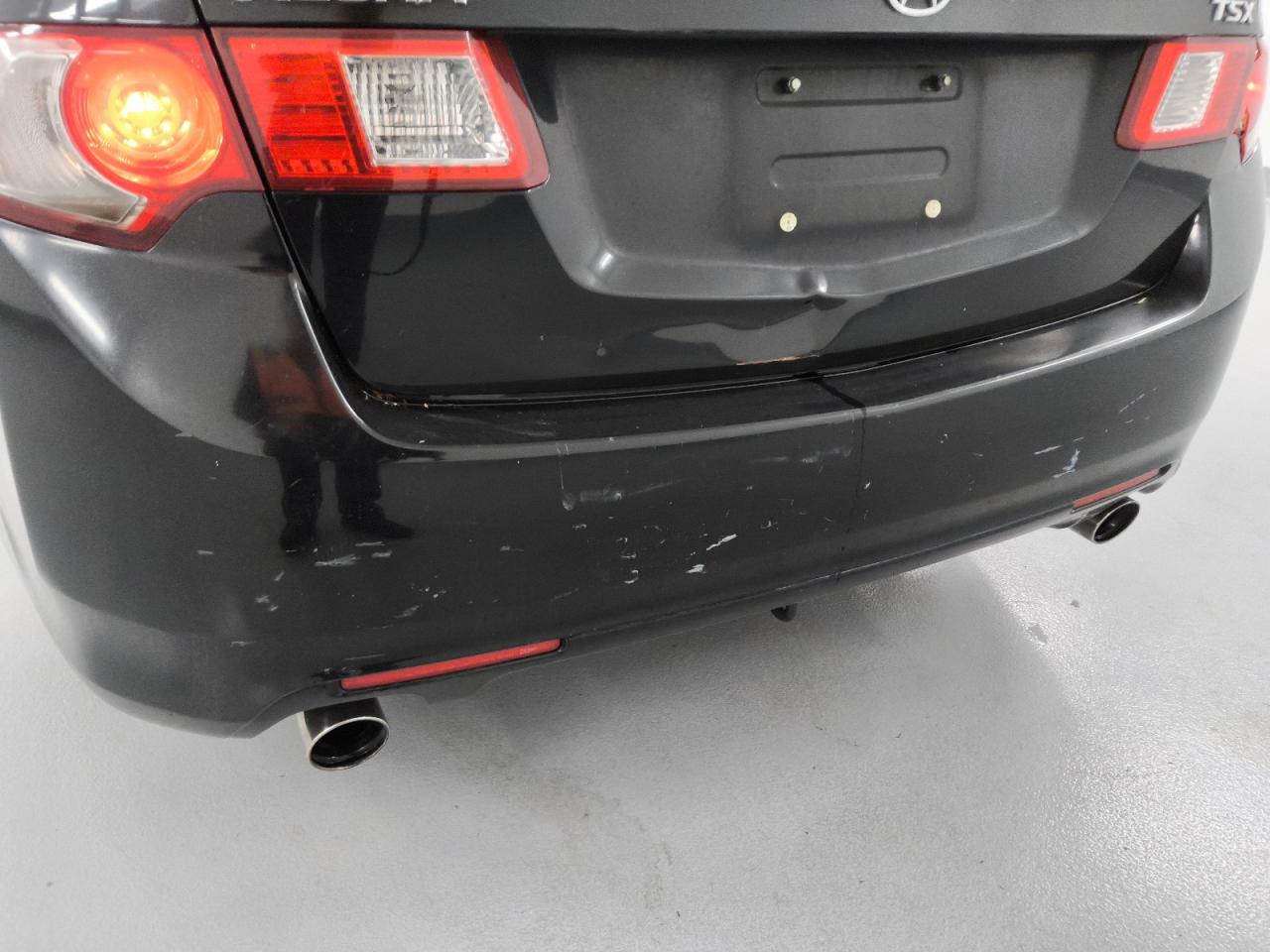 2010 Acura Tsx Black vin: JH4CU2F69AC000506 Damage: Rear Bumper, Dent(S) W/ Paint Dmg, 1 To 2 Inches