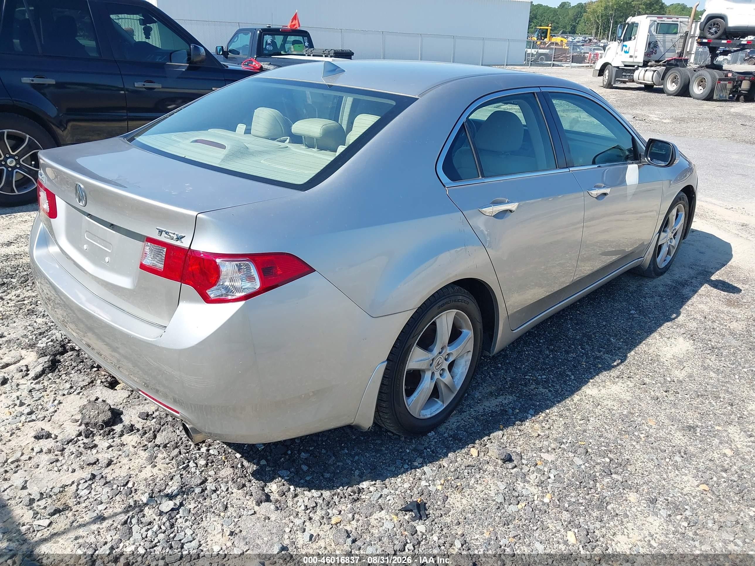 2010 Acura Tsx 2.4 Silver vin: JH4CU2F69AC005110