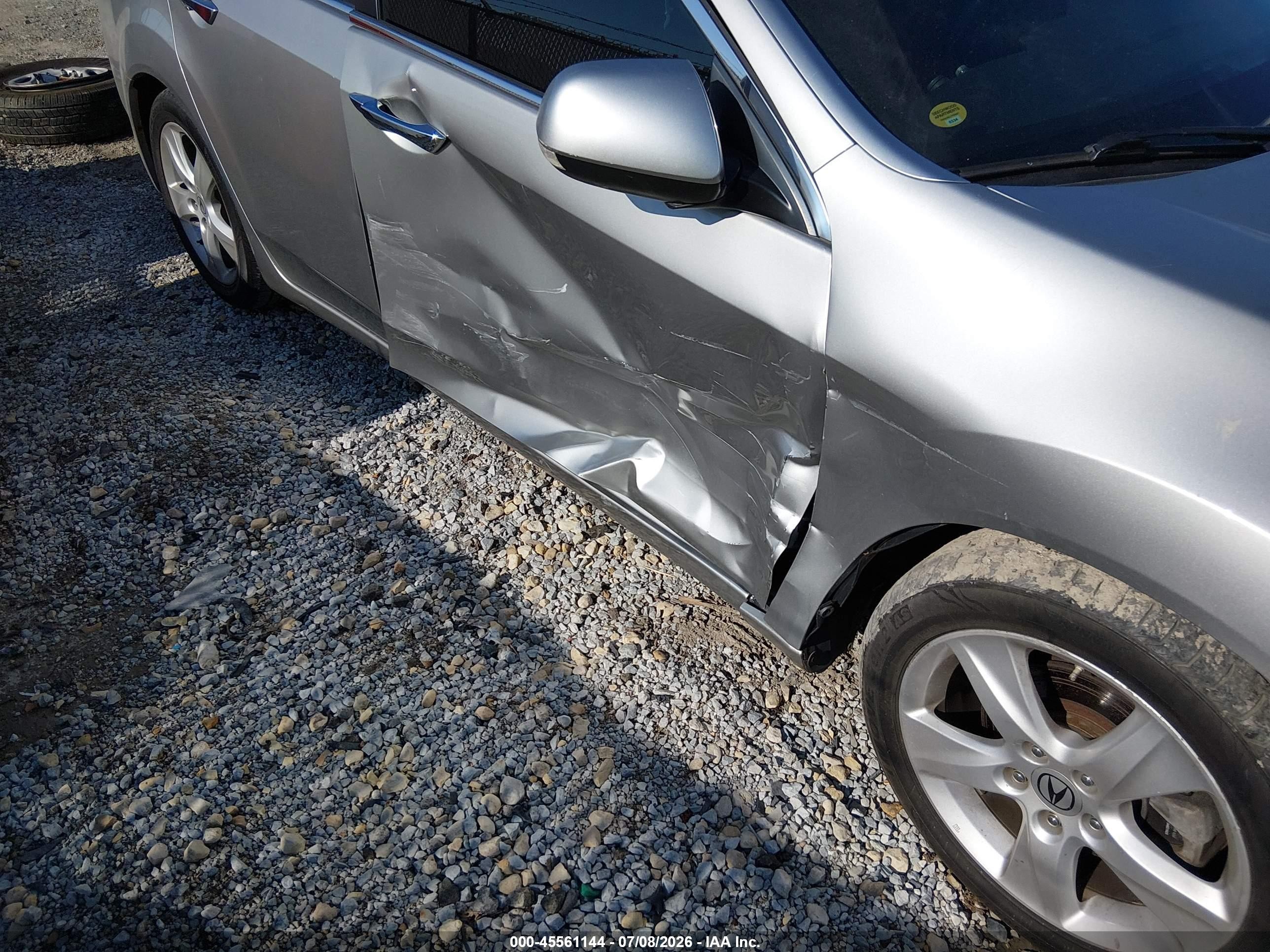 2010 Acura Tsx 2.4 Silver vin: JH4CU2F69AC011053