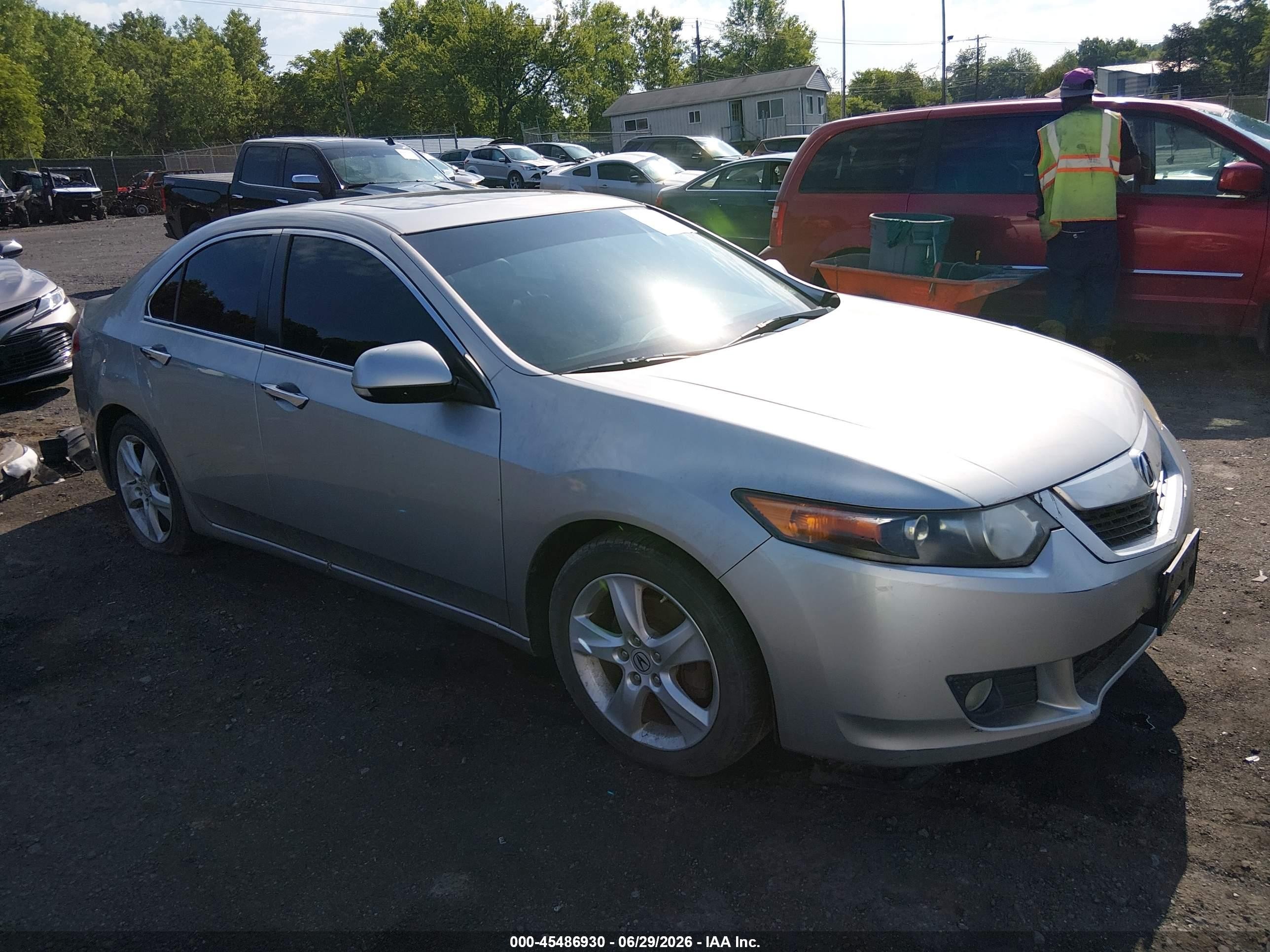 2010 Acura Tsx 2.4 Silver vin: JH4CU2F69AC021906