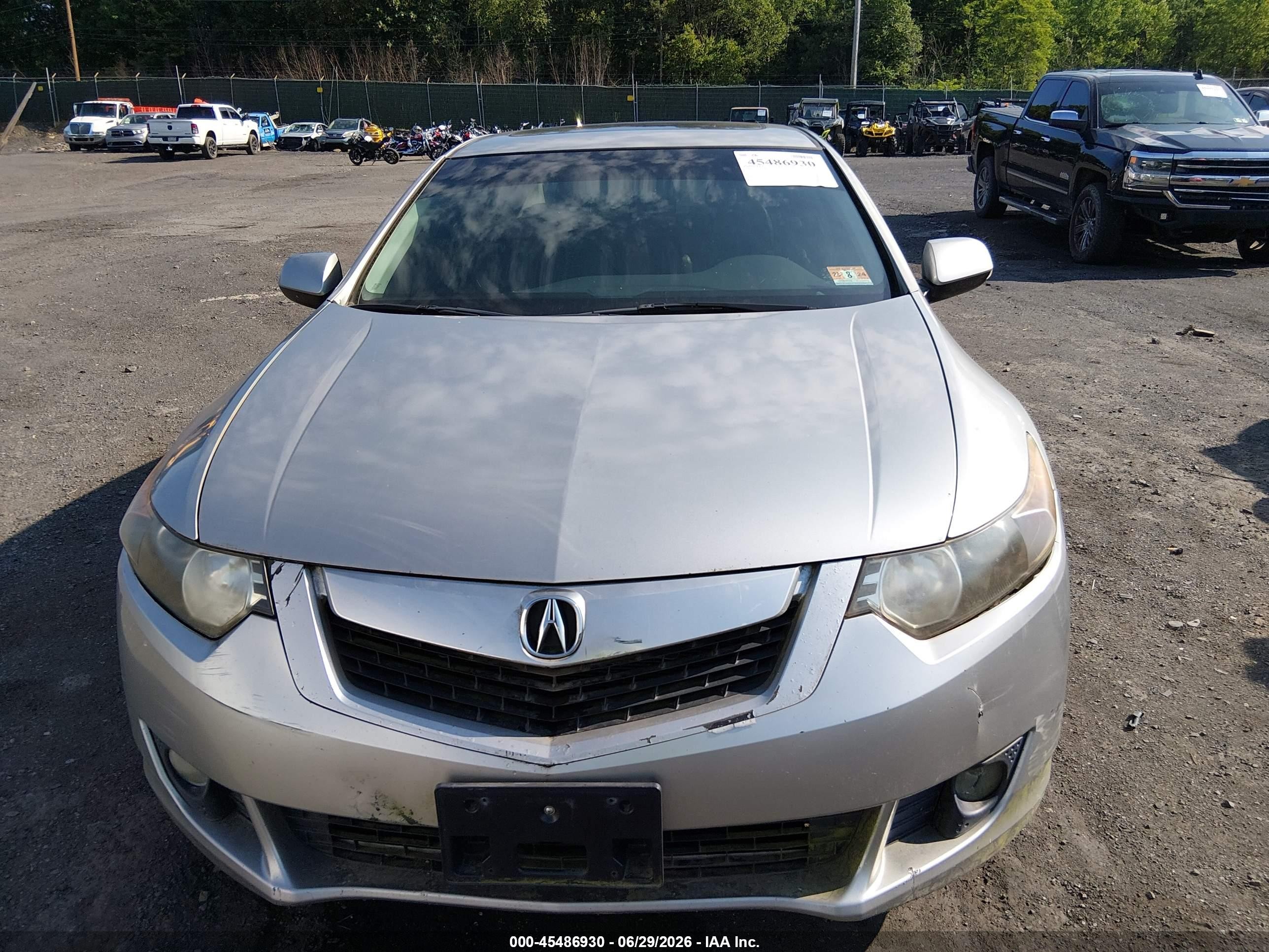 2010 Acura Tsx 2.4 Silver vin: JH4CU2F69AC021906