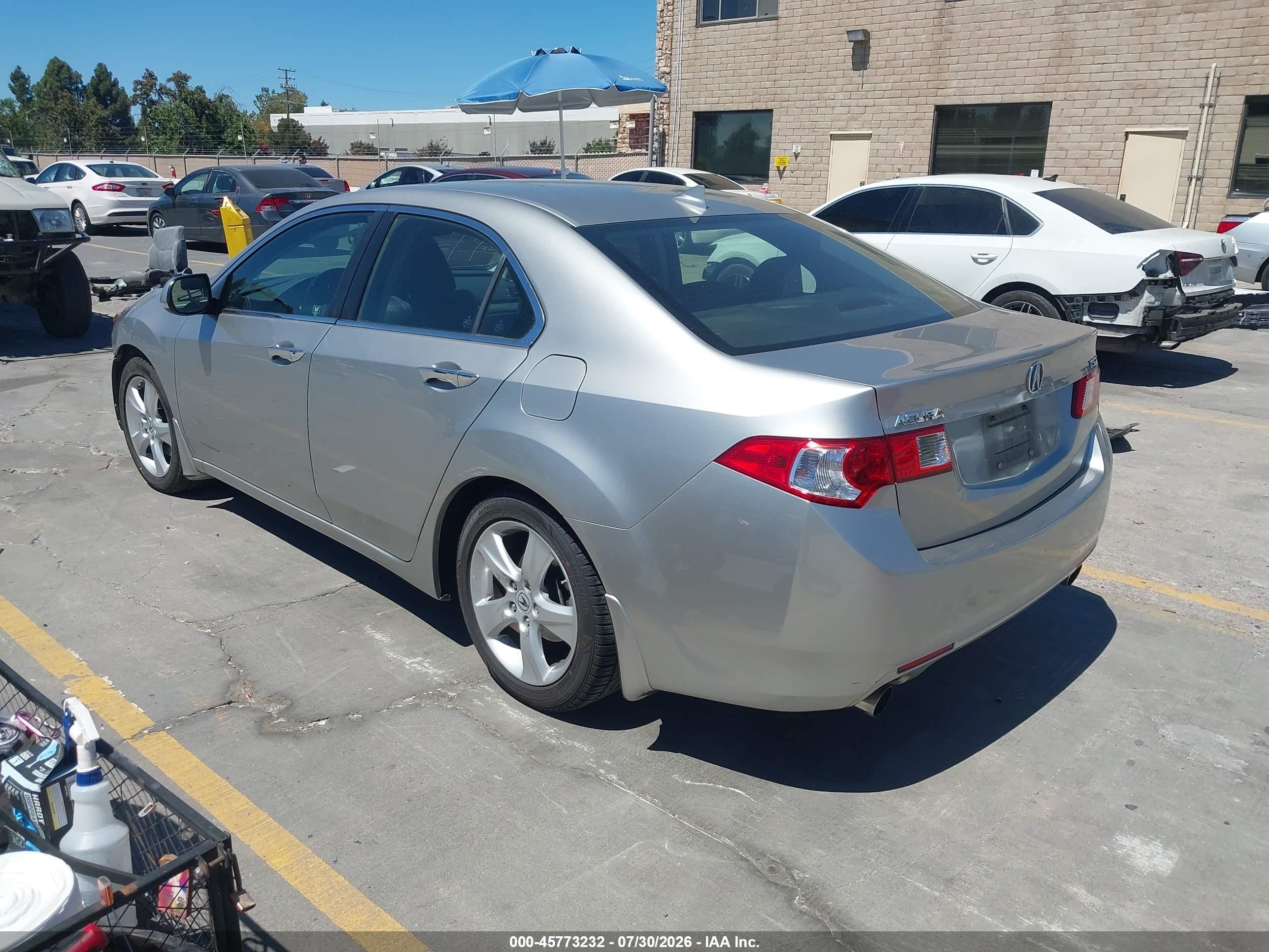 2010 Acura Tsx 2.4 Silver vin: JH4CU2F69AC027348
