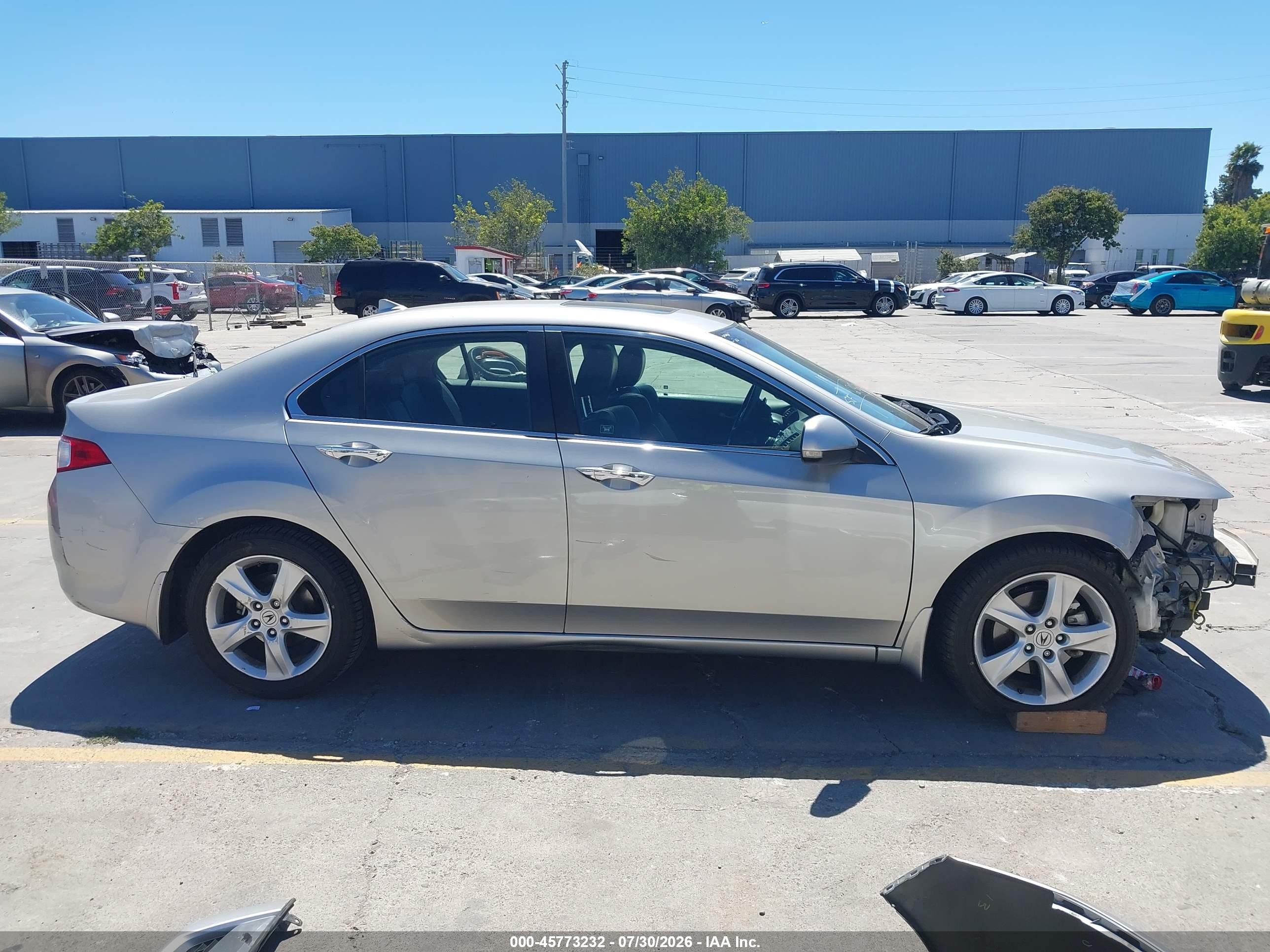2010 Acura Tsx 2.4 Silver vin: JH4CU2F69AC027348
