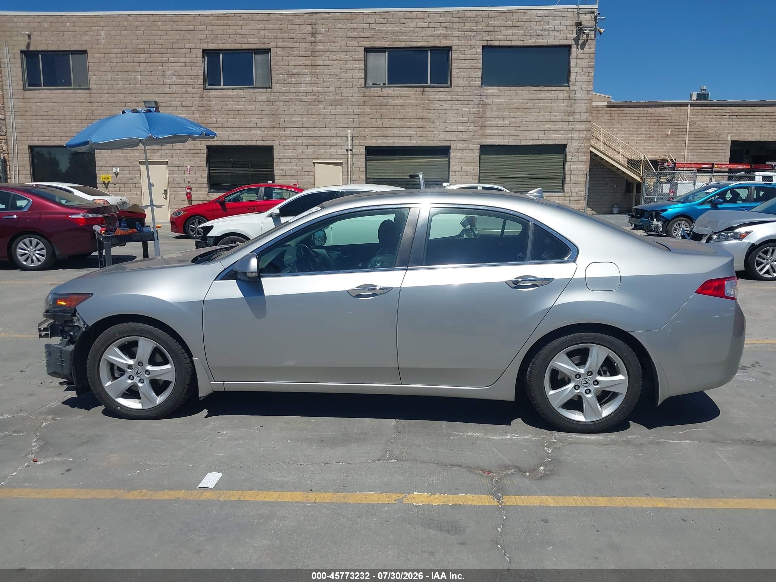 2010 Acura Tsx 2.4 Silver vin: JH4CU2F69AC027348
