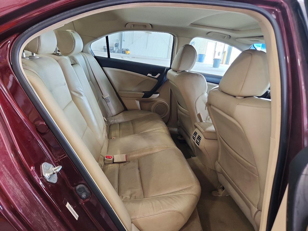 2011 Acura Tsx Burgundy vin: JH4CU2F69BC010776