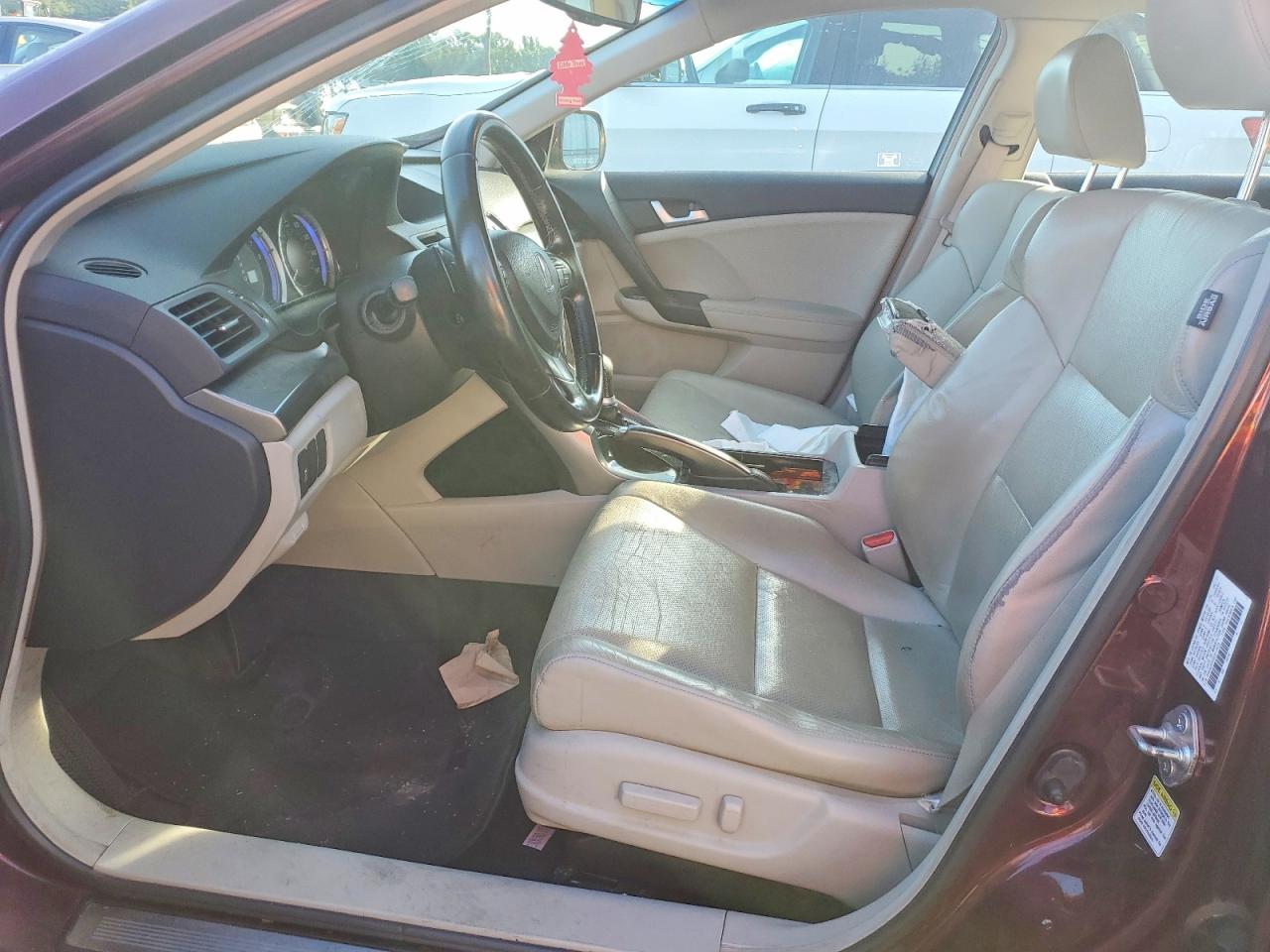 2011 Acura Tsx Burgundy vin: JH4CU2F69BC013533
