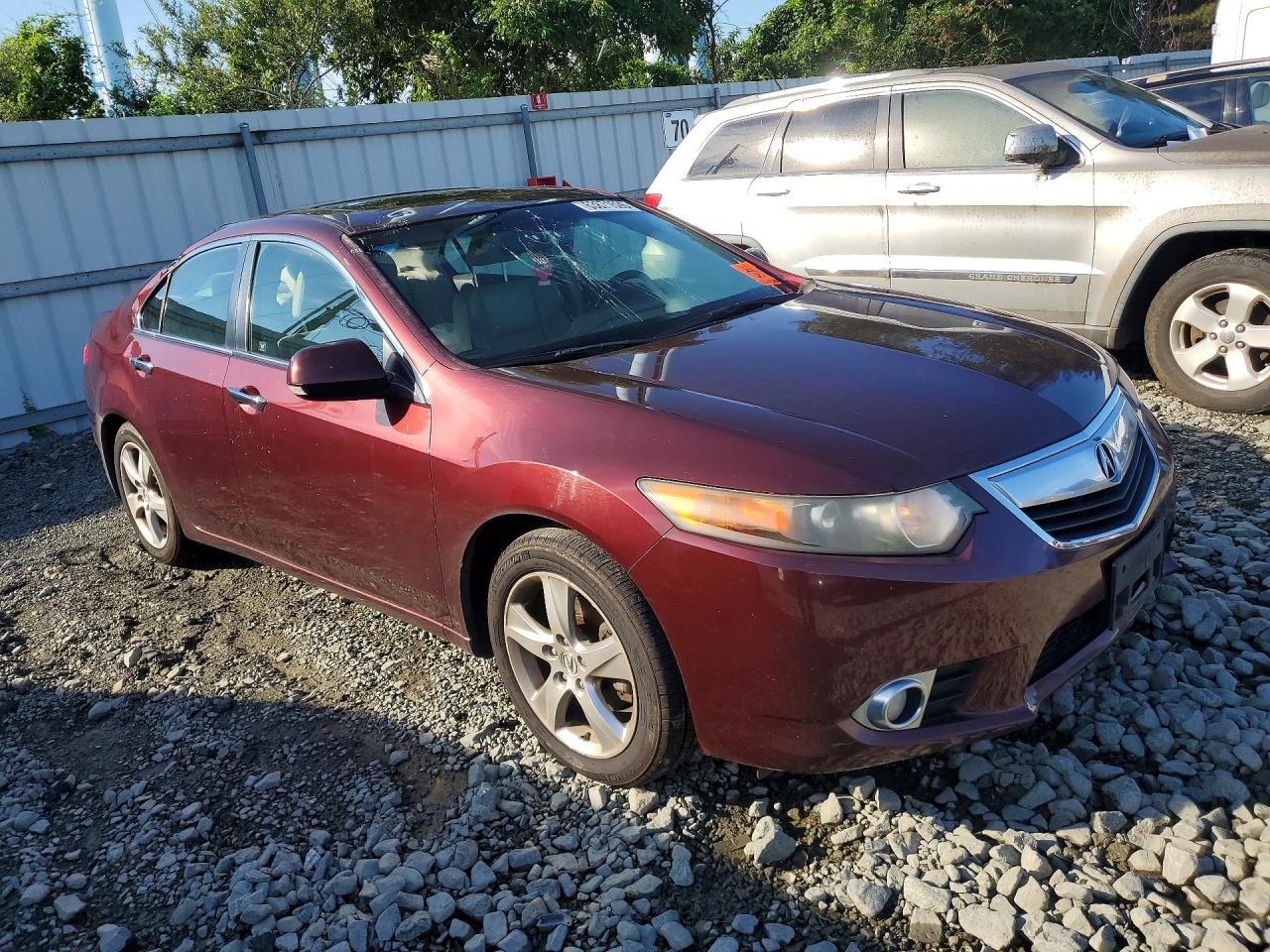 2011 Acura Tsx Burgundy vin: JH4CU2F69BC013533