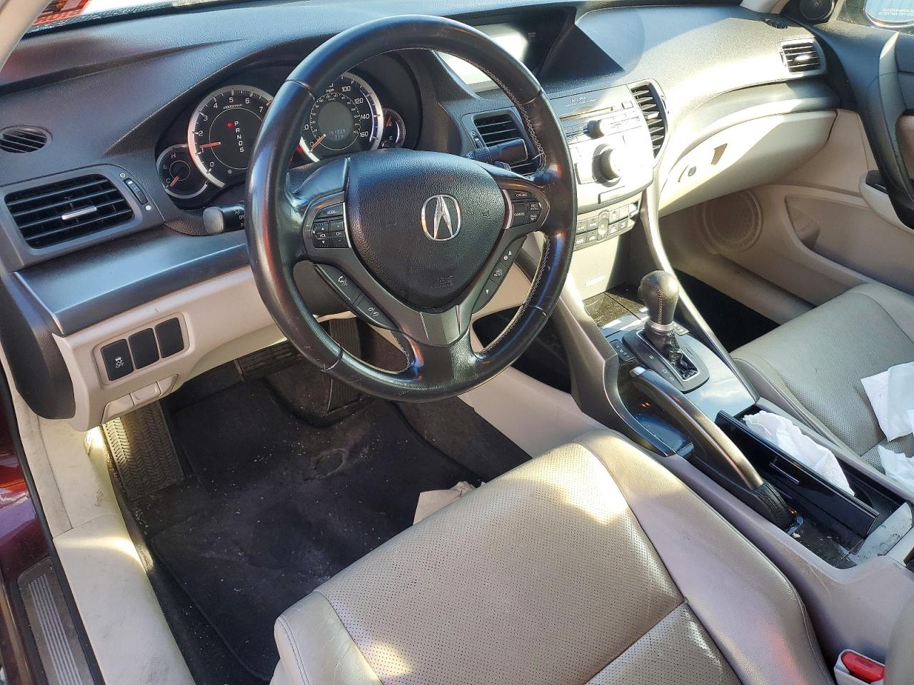 2011 Acura Tsx Burgundy vin: JH4CU2F69BC013533