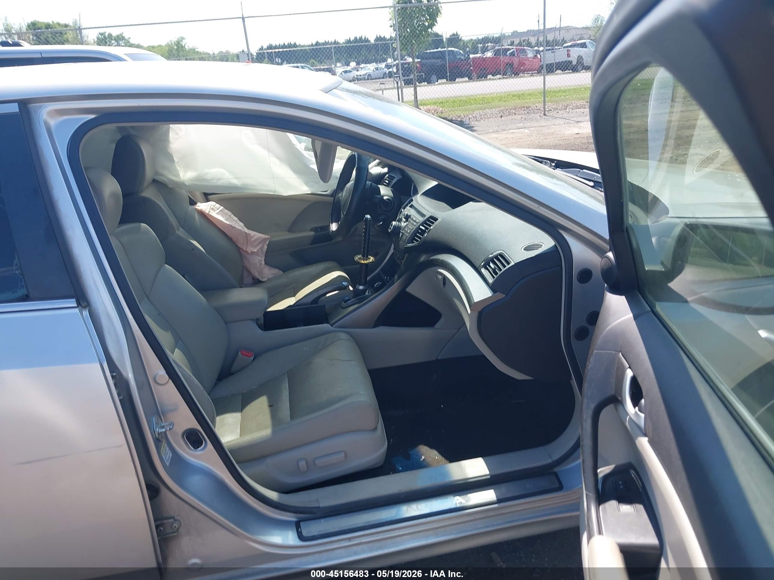 2012 Acura Tsx 2.4 Серебряный vin: JH4CU2F69CC019236