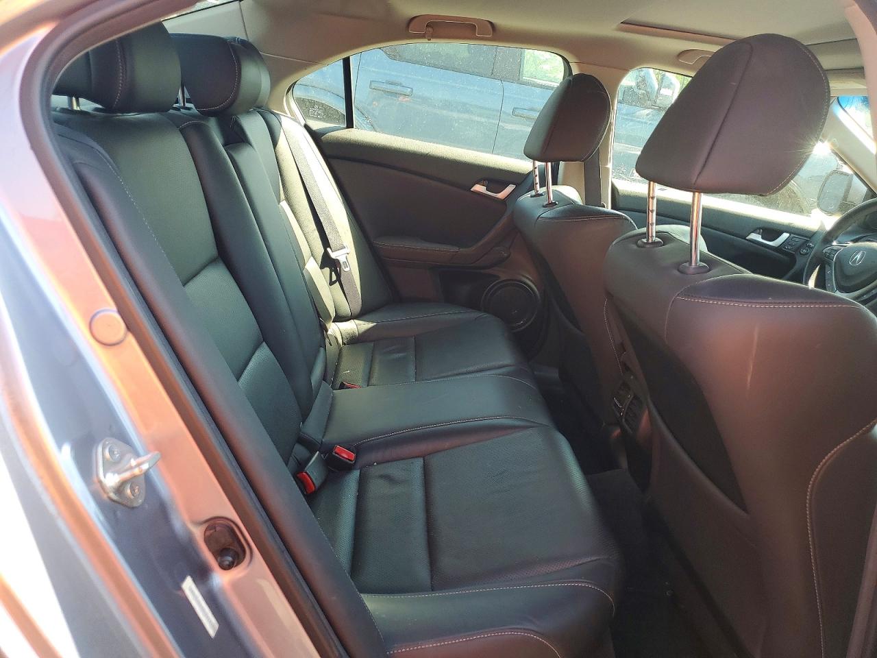 2013 Acura Tsx Серебряный vin: JH4CU2F69DC001420