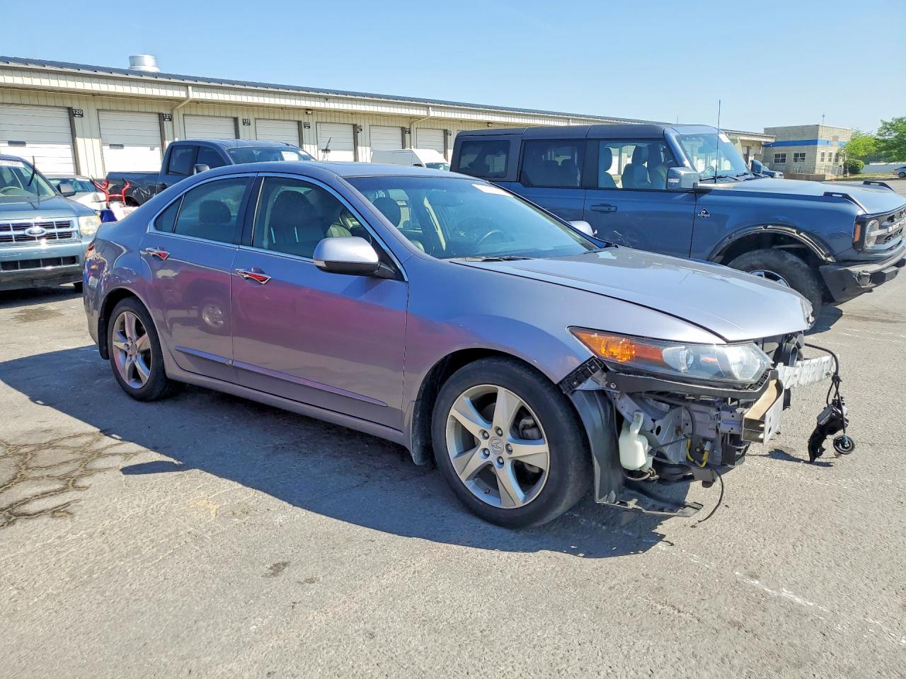 2013 Acura Tsx Серебряный vin: JH4CU2F69DC001420