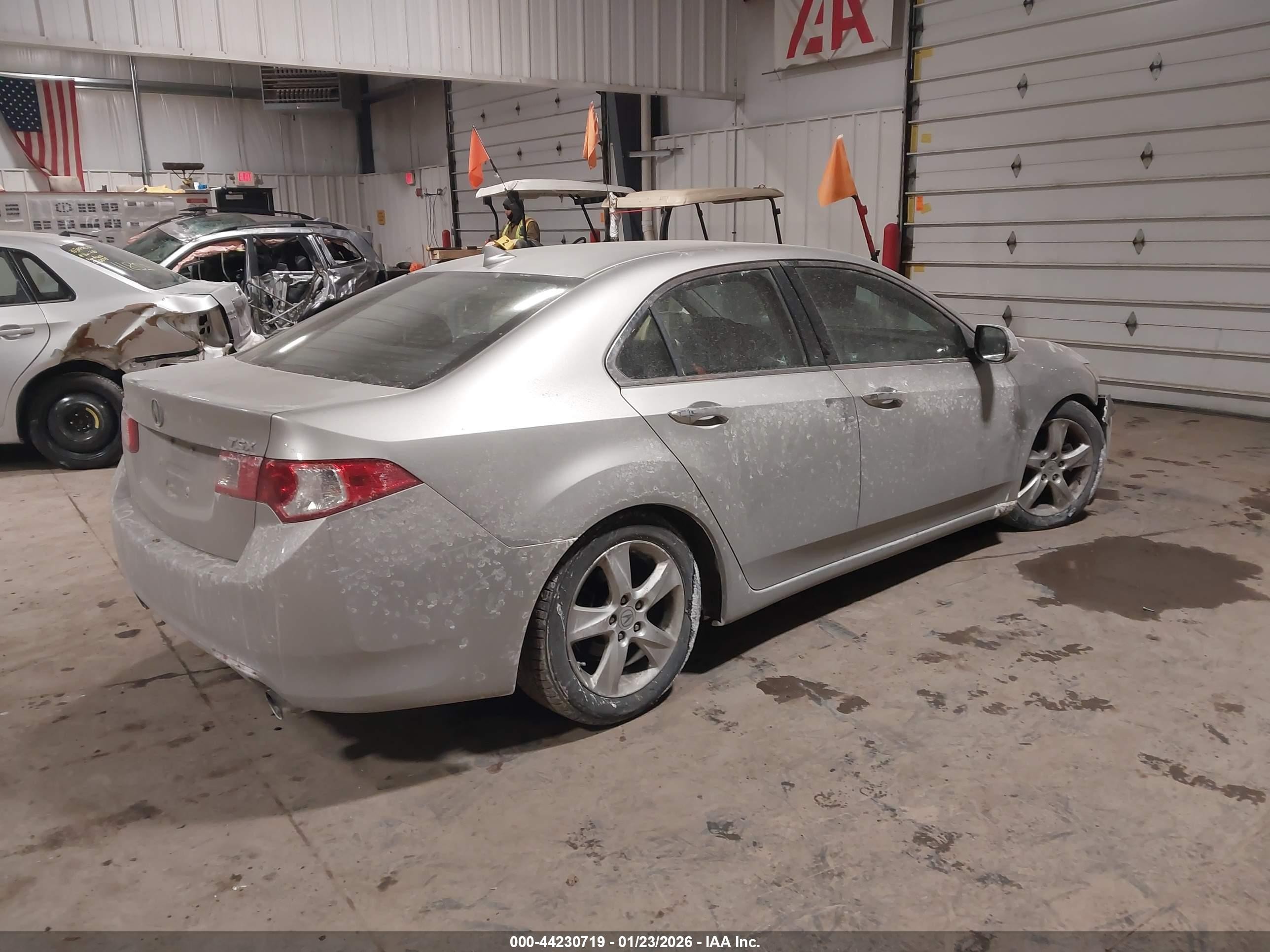 2010 Acura Tsx 2.4 Silver vin: JH4CU2F6XAC019890