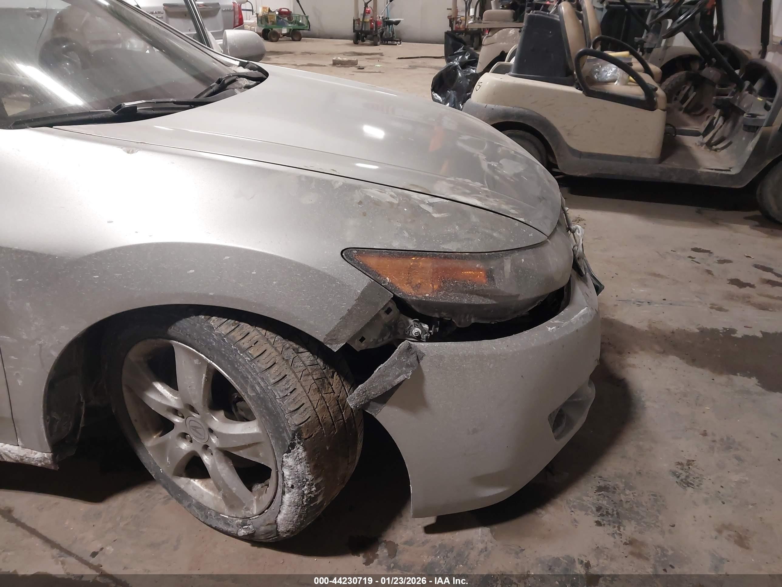 2010 Acura Tsx 2.4 Silver vin: JH4CU2F6XAC019890