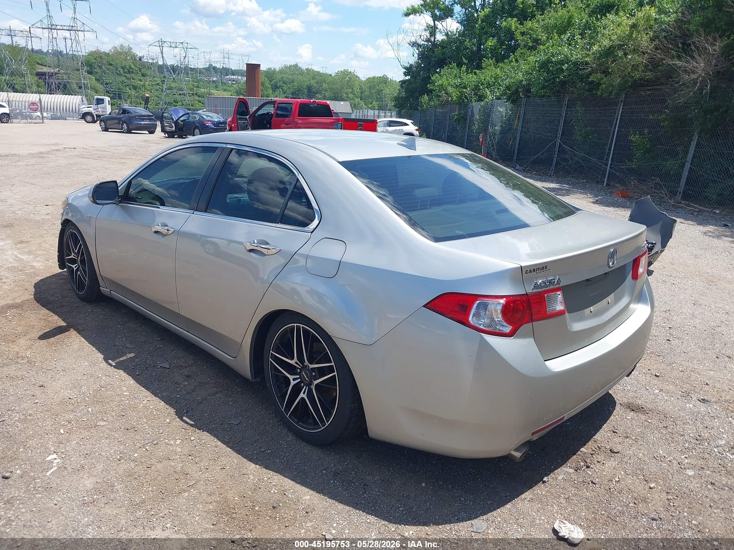 2010 Acura Tsx 2.4 Silver vin: JH4CU2F6XAC025513