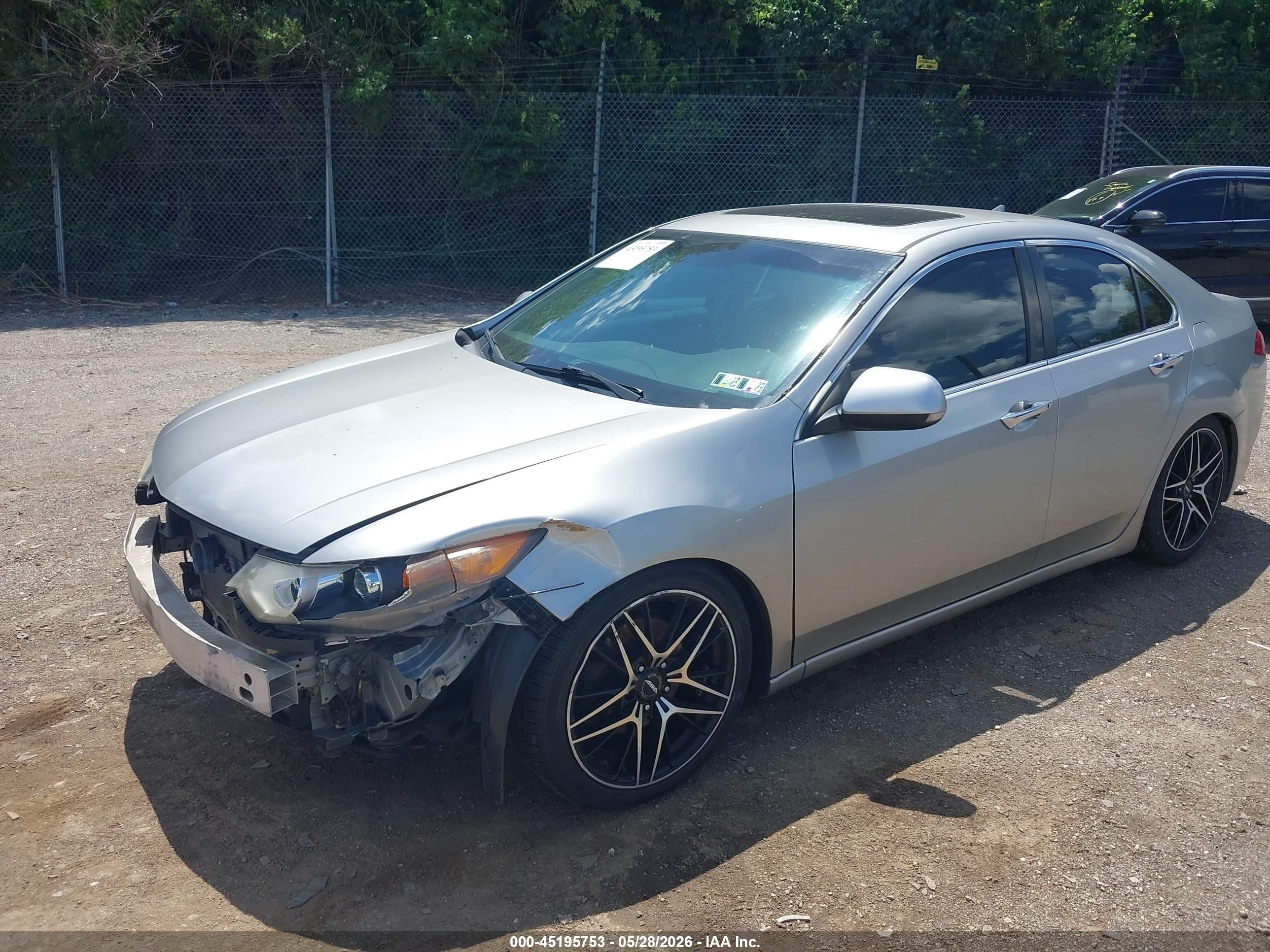 2010 Acura Tsx 2.4 Silver vin: JH4CU2F6XAC025513