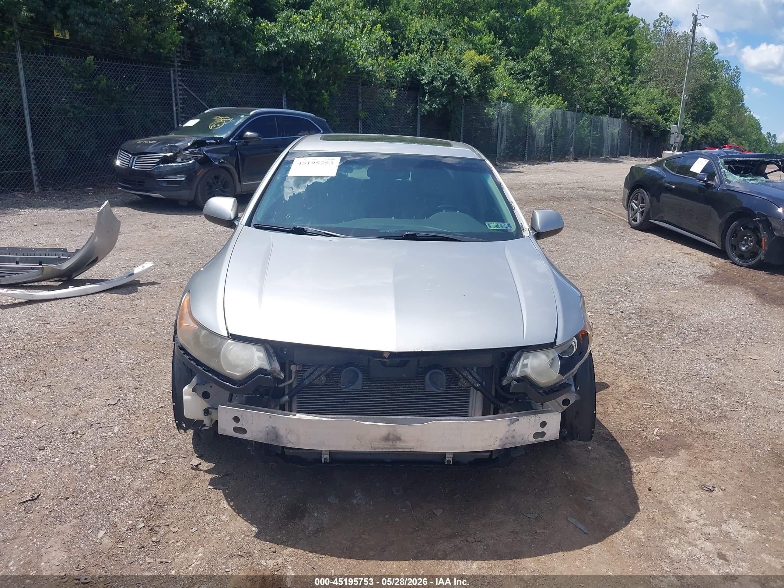 2010 Acura Tsx 2.4 Silver vin: JH4CU2F6XAC025513
