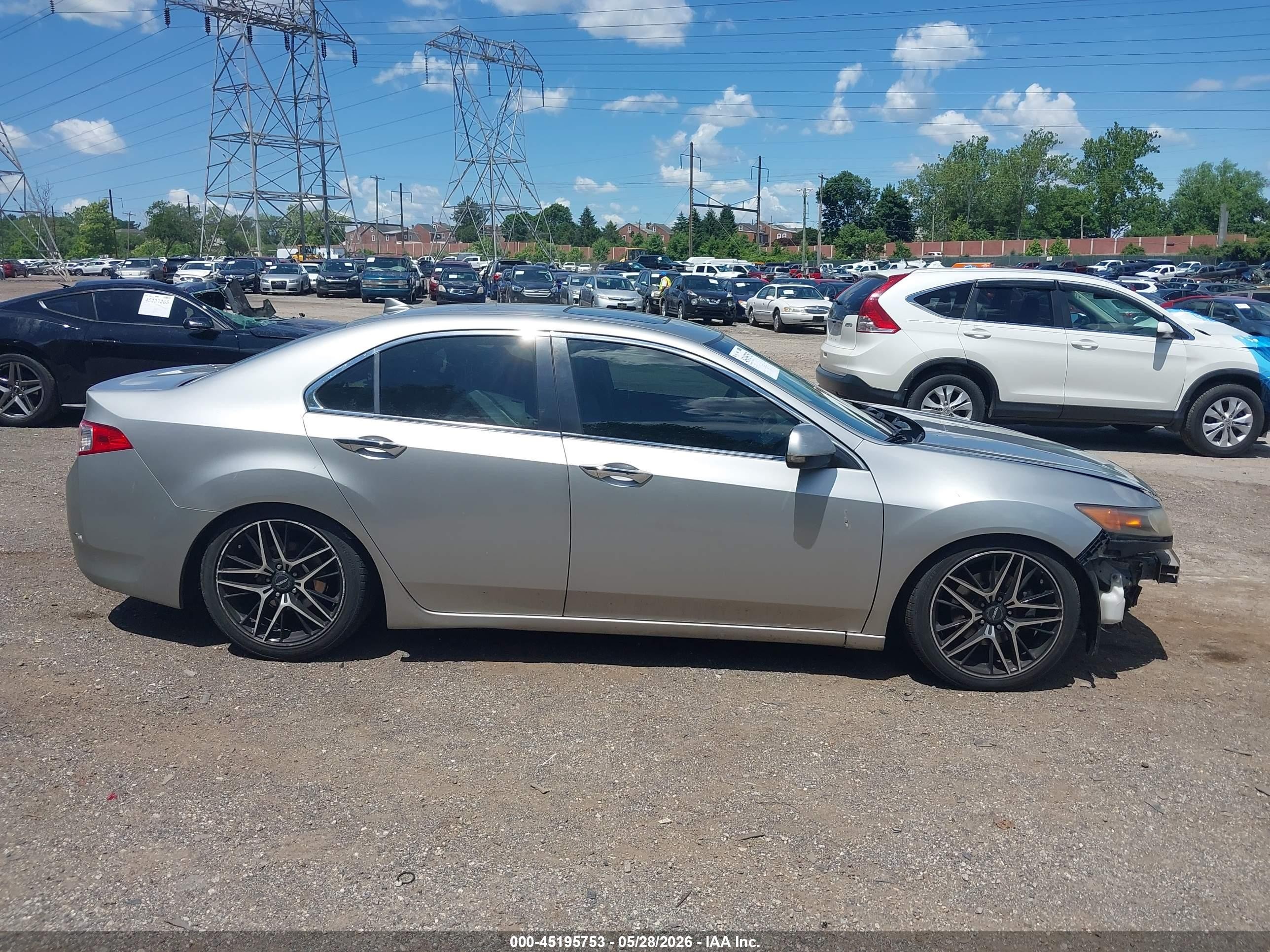 2010 Acura Tsx 2.4 Silver vin: JH4CU2F6XAC025513