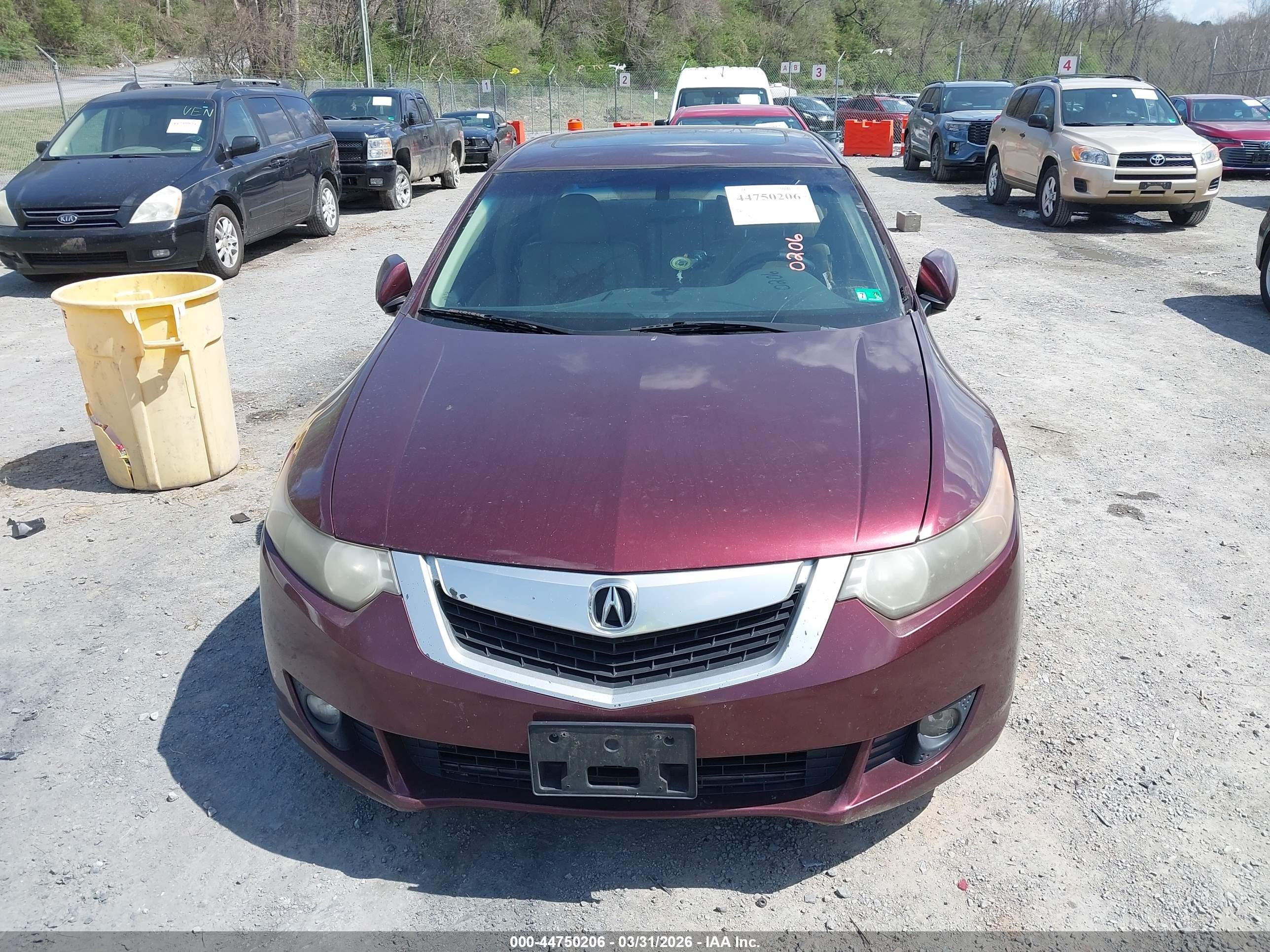 2010 Acura Tsx 2.4 Бордовый vin: JH4CU2F6XAC033157