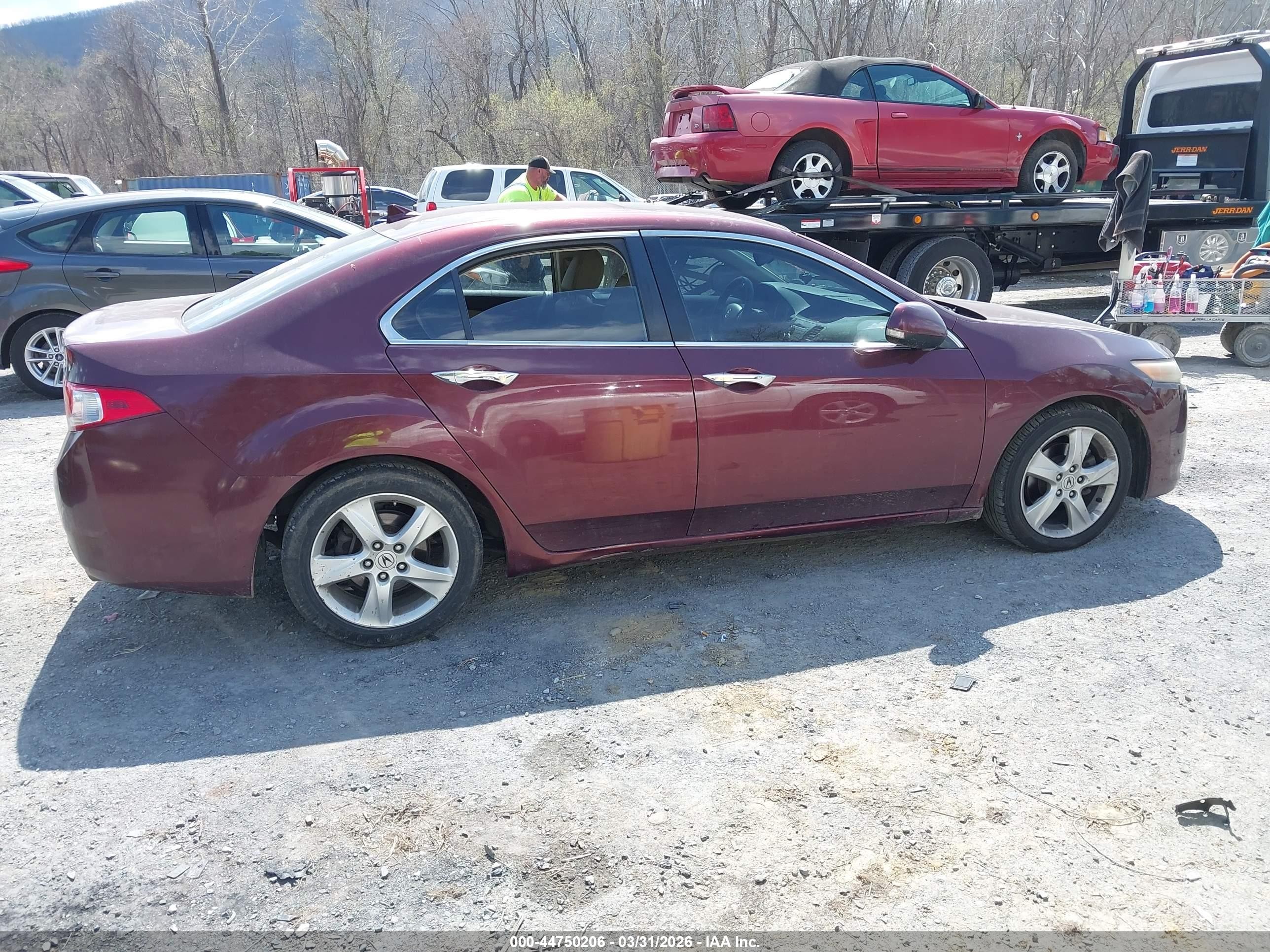 2010 Acura Tsx 2.4 Бордовый vin: JH4CU2F6XAC033157